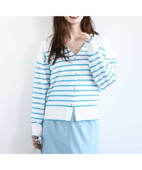 【エムケイ ミッシェルクラン/MK MICHEL KLEIN】のドット釦Vネックカーディガン(無地・ボーダー)/洗える 人気、トレンドファッション・服の通販 founy(ファニー) ファッション Fashion レディースファッション Fashion for Women トップス・カットソー Cut & Sew Tops カーディガン・羽織り Layered Style Cardigans Vネックトップス V-Neck Tops / V-Cut Neckline Shirts インナー Innerwear 春 Spring 洗える Machine Washable 秋 Autumn カーディガン Cardigan, Knitwear シルバー Silver, Metallic Silver ドット Polka Dot, Dot Pattern 長袖 Long Sleeve, Full Sleeve ハイネック High Neck, Mock Neck ボーダー Border, Stripe 無地 Plain, Solid Color 冬 Winter / This Winter 夏 Summer |ID:prp329100004868103