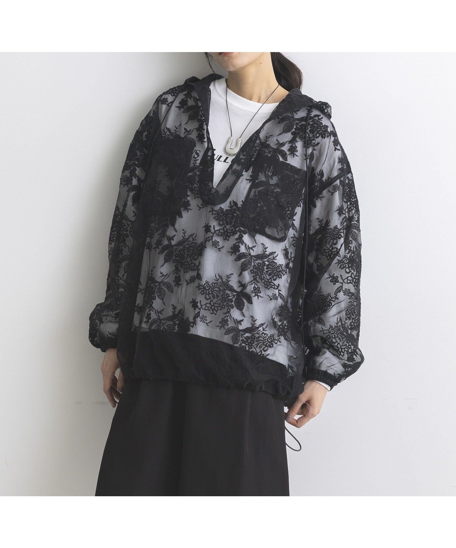 【ガレージ オブ グッド クロージング/GARAGE OF GOOD CLOTHING】のレーススキッパーアノラックパーカー インテリア・キッズ・メンズ・レディースファッション・服の通販 founy(ファニー) 　ファッション　Fashion　レディースファッション　Fashion for Women　トップス・カットソー　Cut & Sew Tops　レディースパーカー・カジュアルフーディー　Casual Hoodies & Sweatshirts　2026年　2026　インナー　Innerwear　シアー　Sheer, See-Through　スキッパー　Skipper, Open Collar　セットアップ　Set-Up, Coordinated Outfit　セレモニー　Ceremony　デニム　Denim, Jeans Material　パーカー　Hoodie, Parka　フォーマル　Formal, Dressy　ボトム　Bottoms, Lower Wear　ポケット　Pocket, Pocket Detail　レース　Lace, Lace Fabric　ワイド　Wide, Wide Fit　エレガント 上品　Elegant　ブラック|ID: prp329100004868110 ipo3291000000036270580