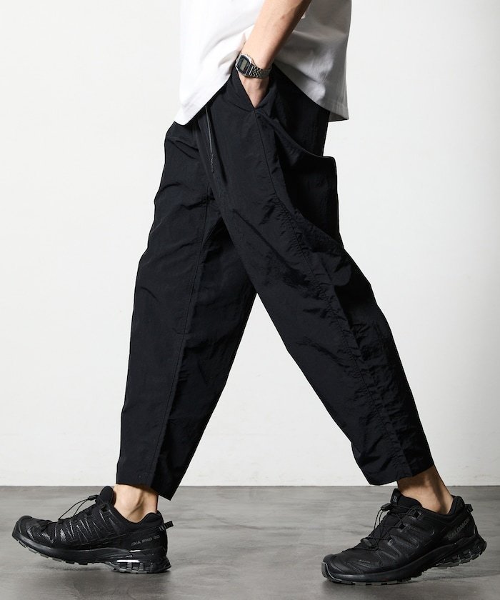 【フリークスストア/FREAK'S STORE】のGRAMICCI×FREAK S STORE 別注 デュラブルナイロン アンクルカット クライミングパンツ 【限定展開】 インテリア・キッズ・メンズ・レディースファッション・服の通販 founy(ファニー) 　ファッション　Fashion　メンズファッション　Fashion for Men　ボトムス　Bottoms　アウトドア　Outdoor Clothing　アンクル　Ankle-Length Design　洗える　Machine Washable　くるぶし　Ankle-Length　軽量　Lightweight, Ultra Light　テーパード　Tapered, Tapered Pants　人気　Popular, Best Seller　ビッグ　Big, Oversized　プリント　Print, Printed Pattern　ベーシック　Basic, Essential　別注　Limited Edition, Custom Order　S/S・春夏　SS, Spring/Summer, Warm Season　おすすめ　Recommended / Our Picks　夏　Summer　旅行　Travel　2026年　2026　ブラック|ID: prp329100004868379 ipo3291000000036274302