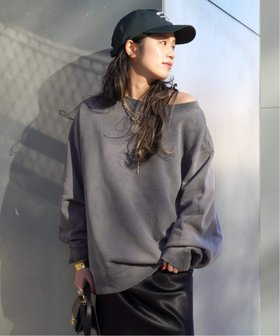 【エーピーストゥディオ/AP STUDIO】の*ヴィンテージオフショルダープルオーバー 人気、トレンドファッション・服の通販 founy(ファニー) ファッション Fashion レディースファッション Fashion for Women トップス・カットソー Cut & Sew Tops カジュアルプルオーバー・ニットトップス Pullovers & Knit Tops / Casual Pullovers アシンメトリー Asymmetrical Style スウェット / スエット Sweatshirt, Sweatwear スマート Smart, Elegant バランス Balance, Style Balance ヴィンテージ Vintage Style |ID:prp329100004868405