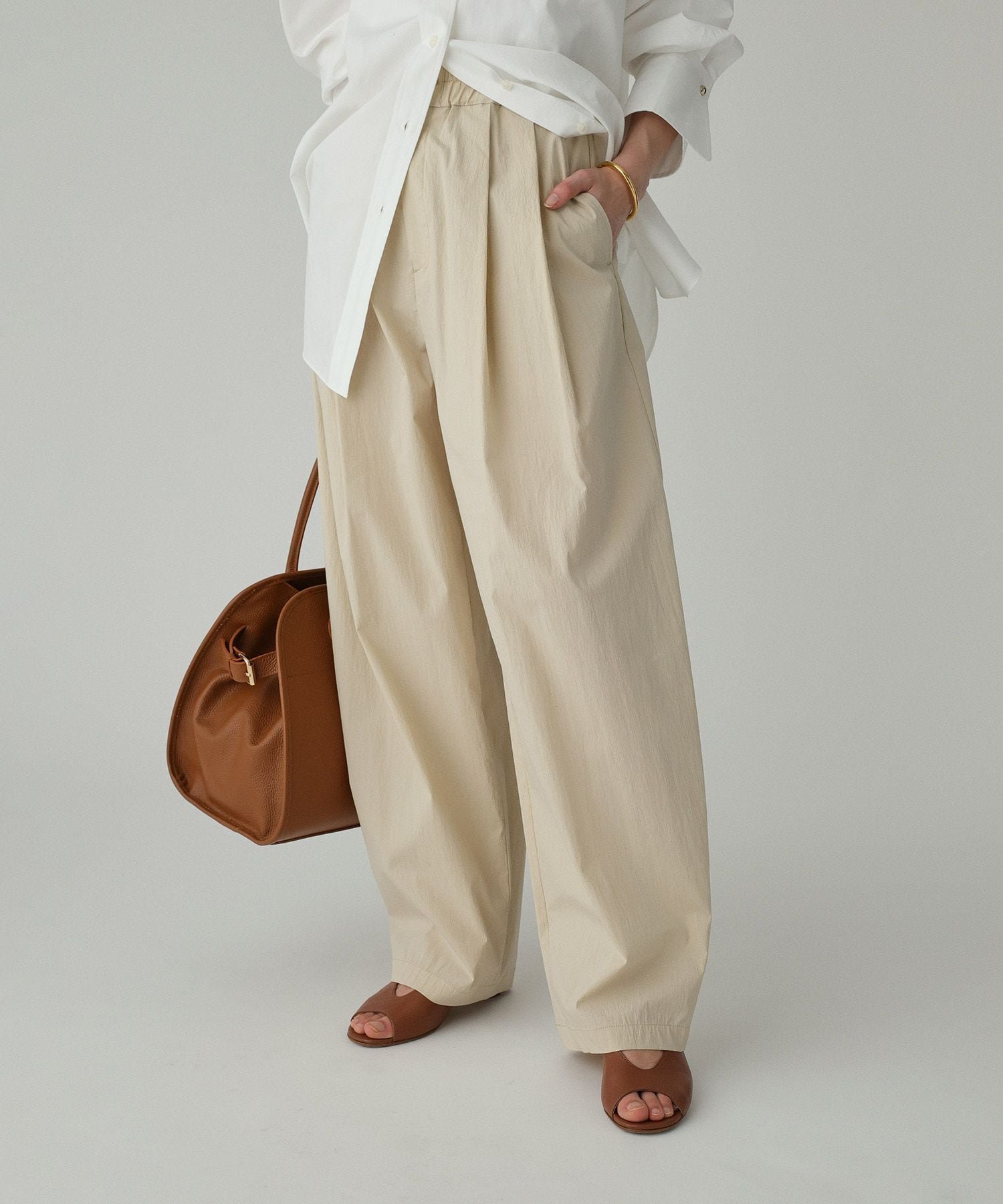 【バビロン/BABYLONE / KIDS】のコットンナイロンタックパンツ インテリア・キッズ・メンズ・レディースファッション・服の通販 founy(ファニー) 　ファッション　Fashion　キッズファッション　Fashion for Kids　ボトムス　Bottoms　コンパクト　Compact, Small Size　軽量　Lightweight, Ultra Light　人気　Popular, Best Seller　バランス　Balance, Style Balance　ボトム　Bottoms, Lower Wear　ワイド　Wide, Wide Fit　ワッシャー　Washer, Crinkled Finish　再入荷　Restock / Back in Stock　【NEW】ライトベージュ|ID: prp329100004868414 ipo3291000000036275121