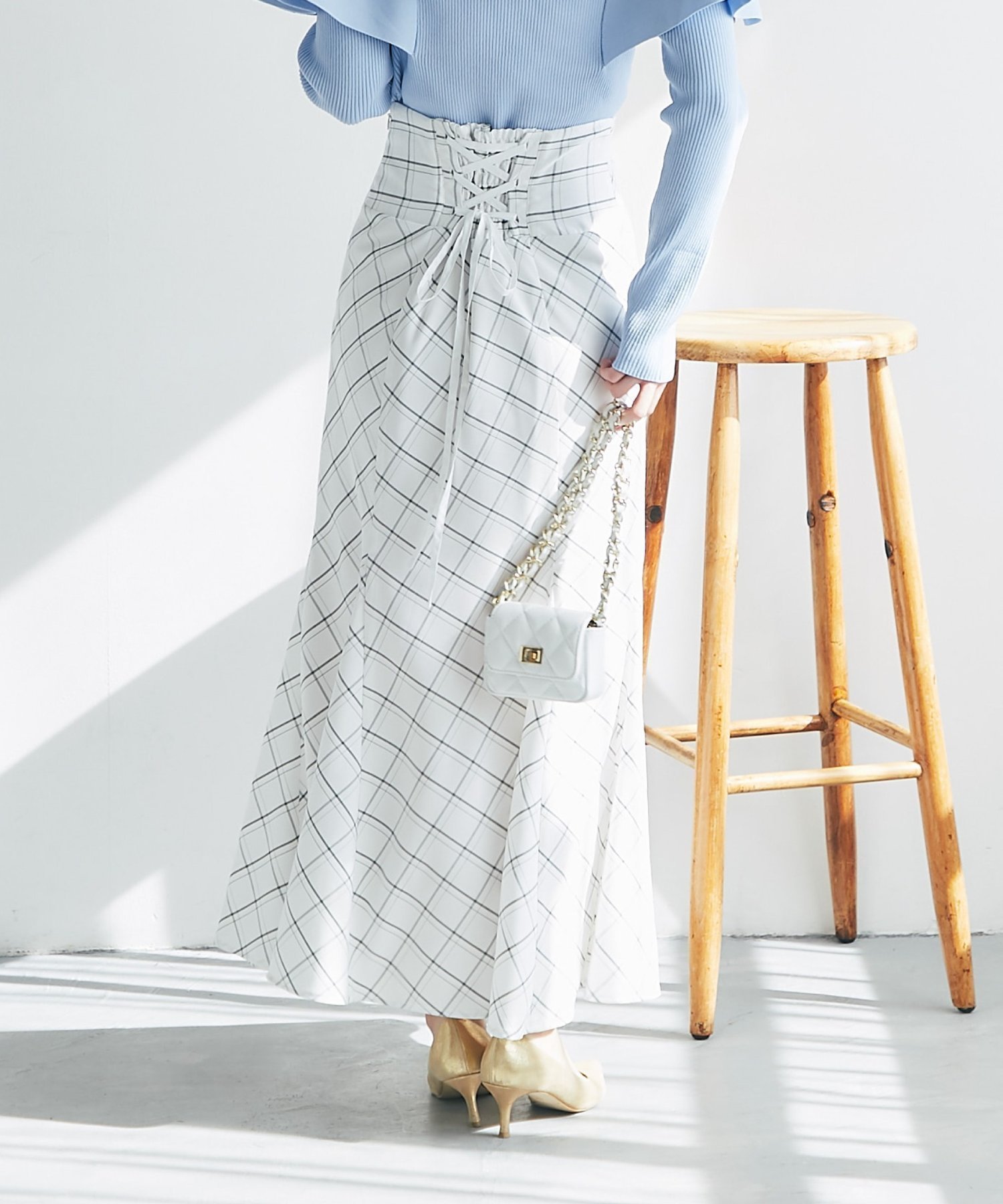 【ラブティックボンボン/La boutique BonBon】の【スタイルUP見え】マーメイドレースアップスカート 人気、トレンドファッション・服の通販 founy(ファニー) 　ファッション　Fashion　レディースファッション　Fashion for Women　スカート　Skirts　おすすめ　Recommended / Our Picks　なめらか　Smooth, Silky Texture　カットソー　Cut and Sewn Top　コンパクト　Compact, Small Size　フェミニン　Feminine, Girly　マーメイド　Mermaid, Fishtail Silhouette　レース　Lace, Lace Fabric　エレガント 上品　Elegant　 other-1|ID: prp329100004868446 ipo3291000000036275731