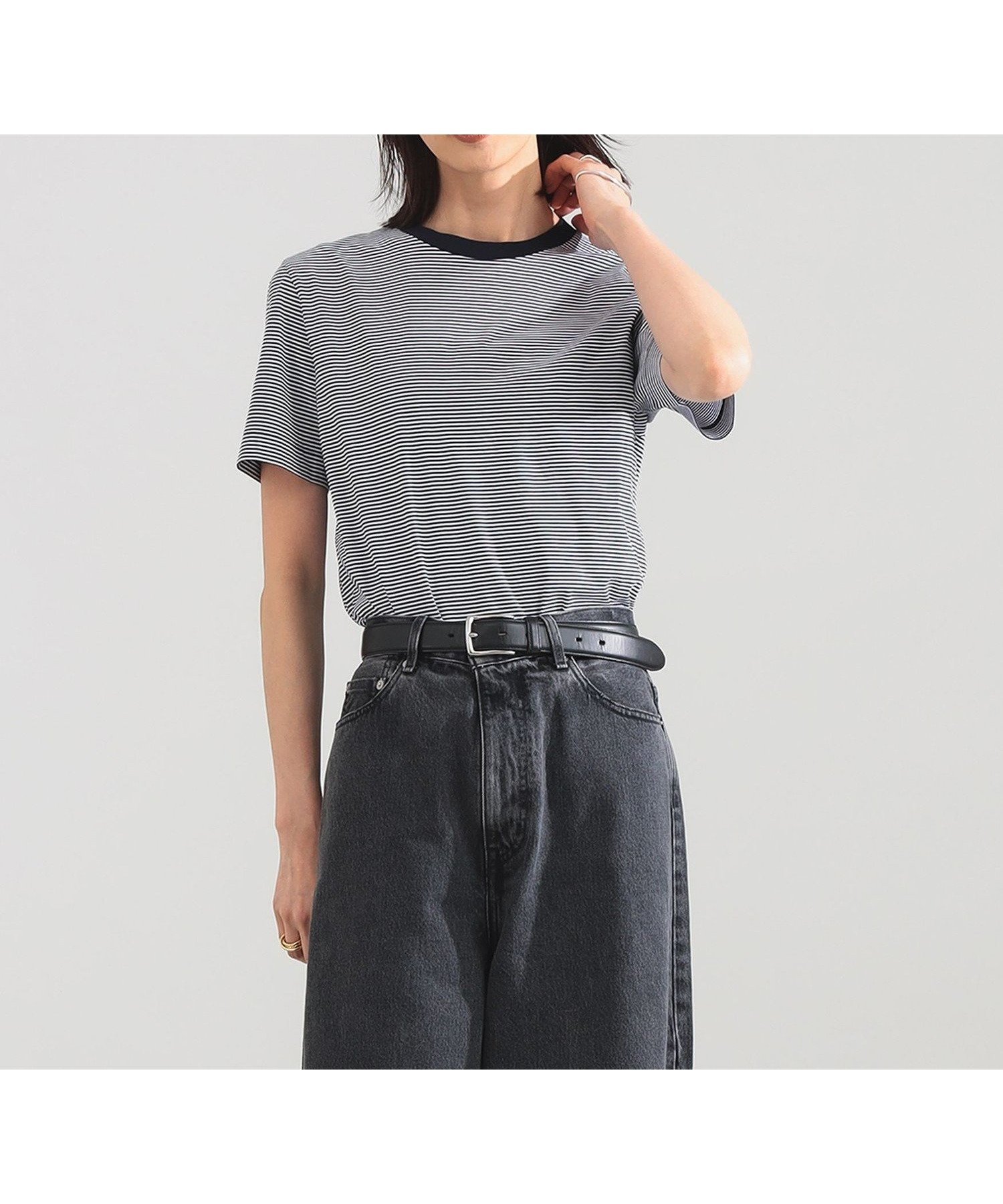 【デミルクス ビームス/Demi-Luxe BEAMS】の【別注】SLOANE / コットン天竺 ボーダー Tシャツ インテリア・キッズ・メンズ・レディースファッション・服の通販 founy(ファニー) 　ファッション　Fashion　レディースファッション　Fashion for Women　トップス・カットソー　Cut & Sew Tops　シャツ・ブラウス・オフィスカジュアル　Elegant Blouses & Button-Ups　ロングTシャツ・Tシャツ　Longline T-Shirts & Tees　インナー　Innerwear　シンプル　Simple, Minimal　ジャケット　Jacket, Outerwear　フィット　Fit, Slim Fit　ベーシック　Basic, Essential　ボーダー　Border, Stripe　別注　Limited Edition, Custom Order　無地　Plain, Solid Color　エレガント 上品　Elegant　別注NAVY×WHITE|ID: prp329100004869080 ipo3291000000036284233