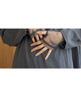 【コーエン/COEN】の【再入荷・新色登場】袖チュール切替ロングスリーブTシャツ(インフルエンサー紹介アイテム) 人気、トレンドファッション・服の通販 founy(ファニー) ファッション Fashion レディースファッション Fashion for Women トップス・カットソー Cut & Sew Tops シャツ・ブラウス・オフィスカジュアル Elegant Blouses & Button-Ups ロングTシャツ・Tシャツ Longline T-Shirts & Tees インナー Innerwear 切替 Switching, Contrast Panel スウェット / スエット Sweatshirt, Sweatwear スニーカー Sneakers, Trainers スリーブ Sleeve, Long Sleeve / Short Sleeve チュール Tulip, Tulip Motif デニム Denim, Jeans Material 人気 Popular, Best Seller ビスチェ Bustier, Corset Top ボトム Bottoms, Lower Wear ボーダー Border, Stripe ロング Long, Long-Length 再入荷 Restock / Back in Stock おすすめ Recommended / Our Picks |ID:prp329100004869081