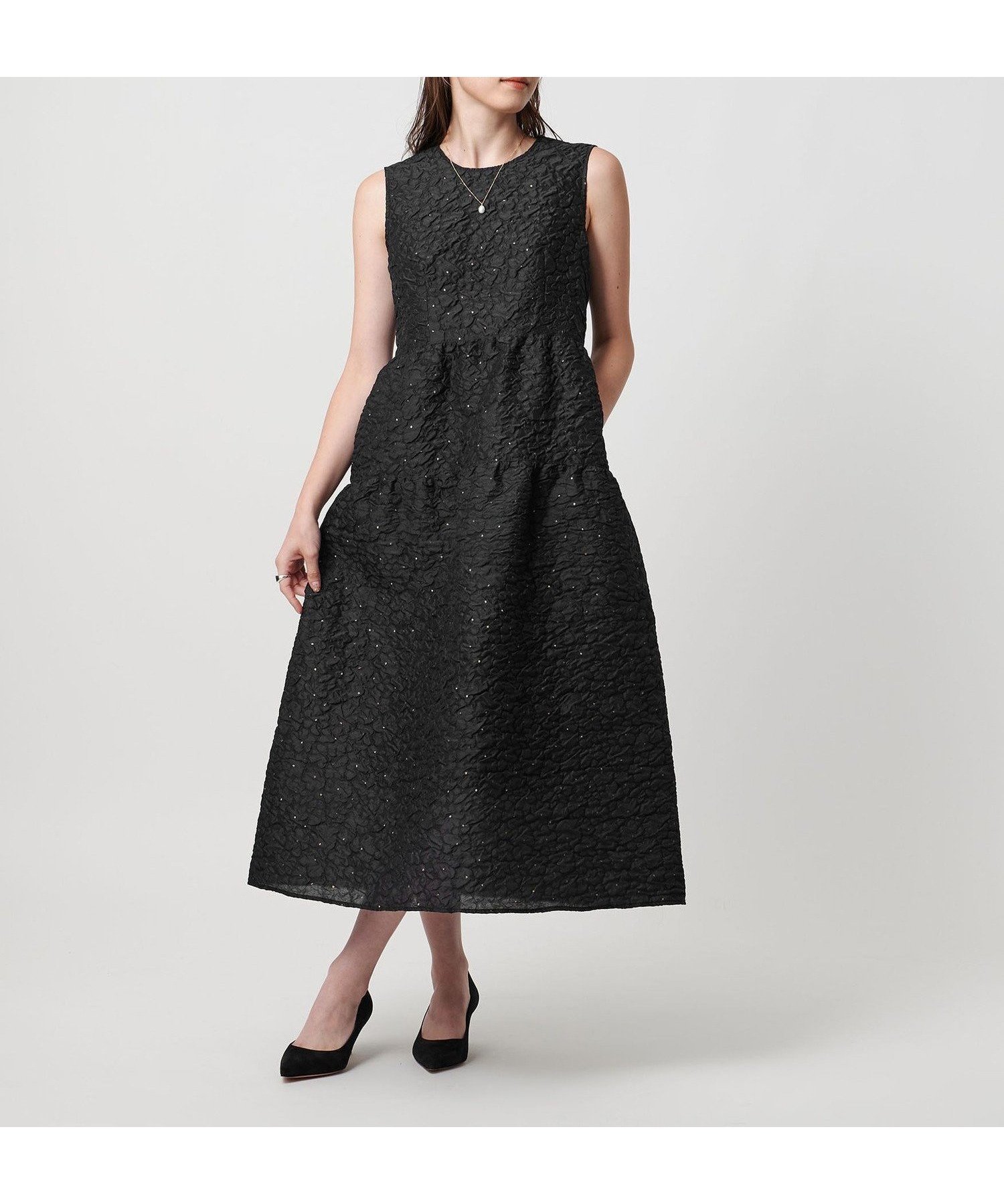 【ユナイテッドアローズ/UNITED ARROWS】のジャガード ワンピース インテリア・キッズ・メンズ・レディースファッション・服の通販 founy(ファニー) 　ファッション　Fashion　レディースファッション　Fashion for Women　ワンピース　Dresses　アンダー　Underwear Essentials　インナー　Innerwear　ティアードスカート　Tiered Skirt, Flounced Skirt　ドレス　Dress, One-Piece　ノースリーブ　Sleeveless, No-Sleeve　ベスト　Vest, Waistcoat　アウトレット　Outlet / Clearance　おすすめ　Recommended / Our Picks　BLACK|ID: prp329100004869106 ipo3291000000036284526