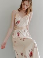 【スナイデル/SNIDEL】のレーストリムプリントキャミワンピース 人気、トレンドファッション・服の通販 founy(ファニー) ファッション Fashion レディースファッション Fashion for Women ワンピース Dresses キャミソールワンピース Camisole Dresses イエロー Yellow ウェーブ Wavy Pattern 春 Spring カーディガン Cardigan, Knitwear サテン Satin, Glossy Fabric シャーリング Shirring, Ruched ジャケット Jacket, Outerwear ストレート Straight, Straight Cut スマート Smart, Elegant とろみ Fluid, Flowy Fabric フィット Fit, Slim Fit フレア Flare, Flared ラップ Wrap, Wrap Design レース Lace, Lace Fabric ロマンティック Romantic, Feminine Style ロング Long, Long-Length おすすめ Recommended / Our Picks thumbnail IVR[003]|ID: prp329100004869115 ipo3291000000036284669