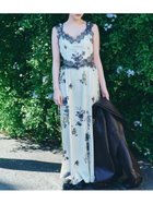 【スナイデル/SNIDEL】のレーストリムプリントキャミワンピース 人気、トレンドファッション・服の通販 founy(ファニー) ファッション Fashion レディースファッション Fashion for Women ワンピース Dresses キャミソールワンピース Camisole Dresses イエロー Yellow ウェーブ Wavy Pattern 春 Spring カーディガン Cardigan, Knitwear サテン Satin, Glossy Fabric シャーリング Shirring, Ruched ジャケット Jacket, Outerwear ストレート Straight, Straight Cut スマート Smart, Elegant とろみ Fluid, Flowy Fabric フィット Fit, Slim Fit フレア Flare, Flared ラップ Wrap, Wrap Design レース Lace, Lace Fabric ロマンティック Romantic, Feminine Style ロング Long, Long-Length おすすめ Recommended / Our Picks thumbnail YEL[032]|ID: prp329100004869115 ipo3291000000036284671