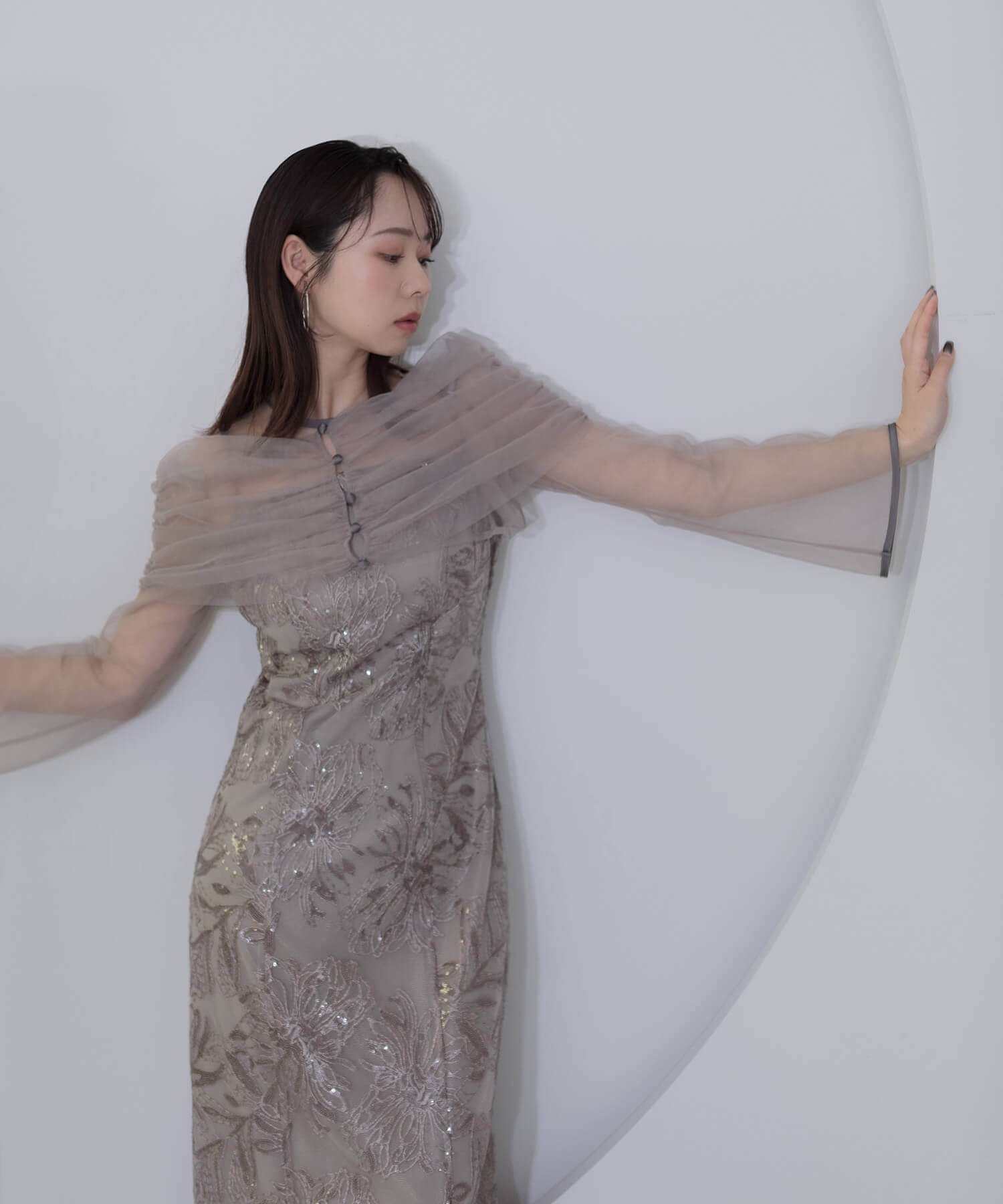 【レジャ/Leja】のLEJA-チュールオフショルダー花柄Iラインワンピースドレス 結婚式 レディース インテリア・キッズ・メンズ・レディースファッション・服の通販 founy(ファニー) 　ファッション　Fashion　レディースファッション　Fashion for Women　ワンピース　Dresses　フォーマル・パーティードレス・結婚式用ドレス　Elegant & Casual Dresses　エレガント 上品　Elegant　オケージョン　Occasion Wear　クラシカル　Classical, Vintage-Inspired　シアー　Sheer, See-Through　スパンコール　Sequins, Sequin Embellishment　スリット　Slit, Slit Detail　チュール　Tulip, Tulip Motif　ドレス　Dress, One-Piece　フェミニン　Feminine, Girly　フォーマル　Formal, Dressy　フロント　Front, Front Design　マーメイド　Mermaid, Fishtail Silhouette　結婚式　Wedding　披露宴　Wedding Reception　二次会　After Party　GRAY|ID: prp329100004869139 ipo3291000000036284947