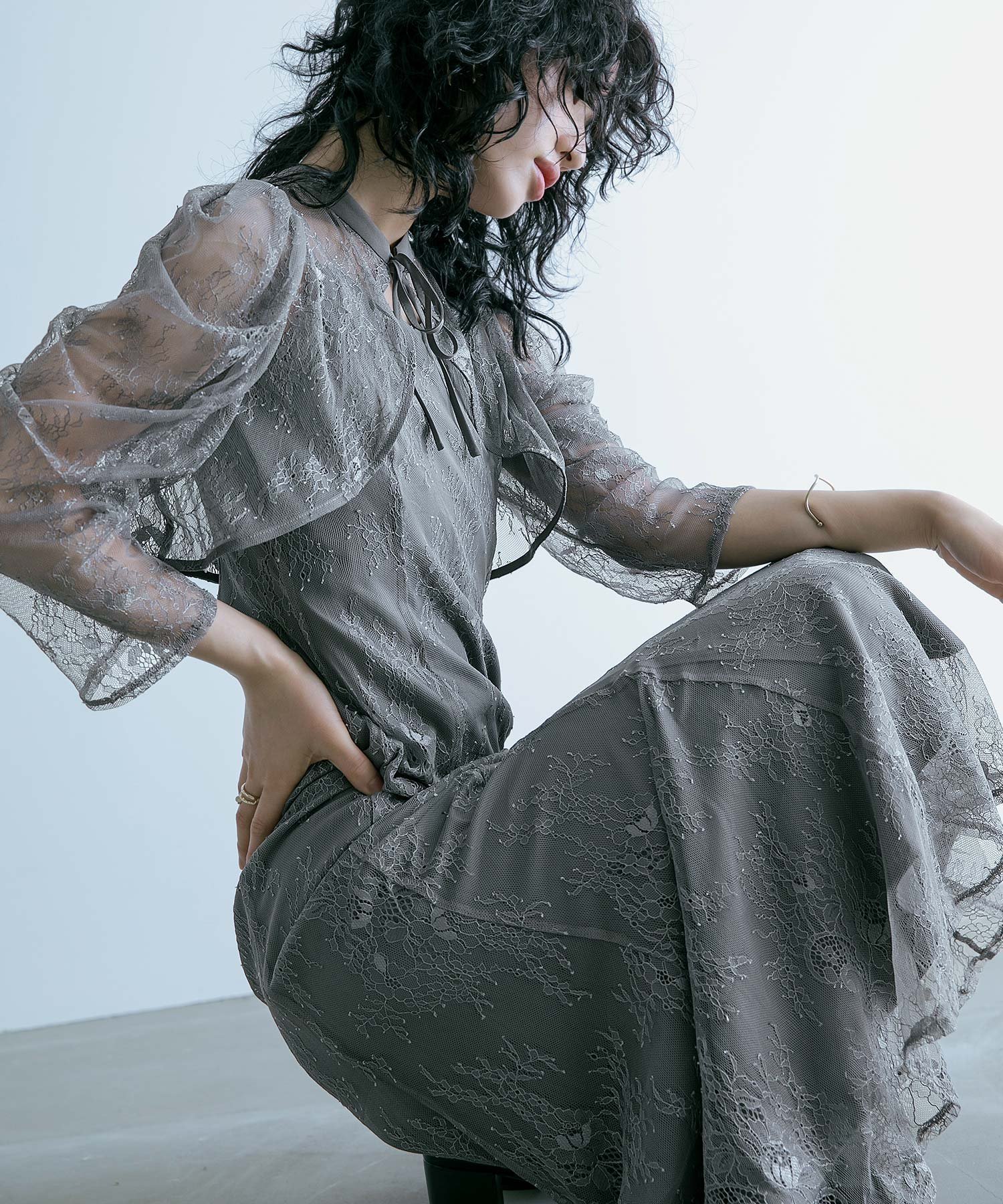 【ビーフラット/bflat】のボレロキャミワンピースレイヤード総レースパーティードレス インテリア・キッズ・メンズ・レディースファッション・服の通販 founy(ファニー) 　ファッション　Fashion　レディースファッション　Fashion for Women　アウター　Coat / Outerwear Collection　ボレロ・ショート丈ジャケット / ドレス羽織りに　Boleros & Short Jackets　ワンピース　Dresses　フォーマル・パーティードレス・結婚式用ドレス　Elegant & Casual Dresses　キャミソールワンピース　Camisole Dresses　キャミソール　Camisole, Spaghetti Strap Top　ショルダー　Shoulder, Shoulder Strap　ショート　Short, Short Length　ドレス　Dress, One-Piece　フォーマル　Formal, Dressy　ボレロ　Bolero, Short Cardigan　マーメイド　Mermaid, Fishtail Silhouette　おすすめ　Recommended / Our Picks　結婚式　Wedding　披露宴　Wedding Reception　二次会　After Party　グレー|ID: prp329100004869147 ipo3291000000036285035