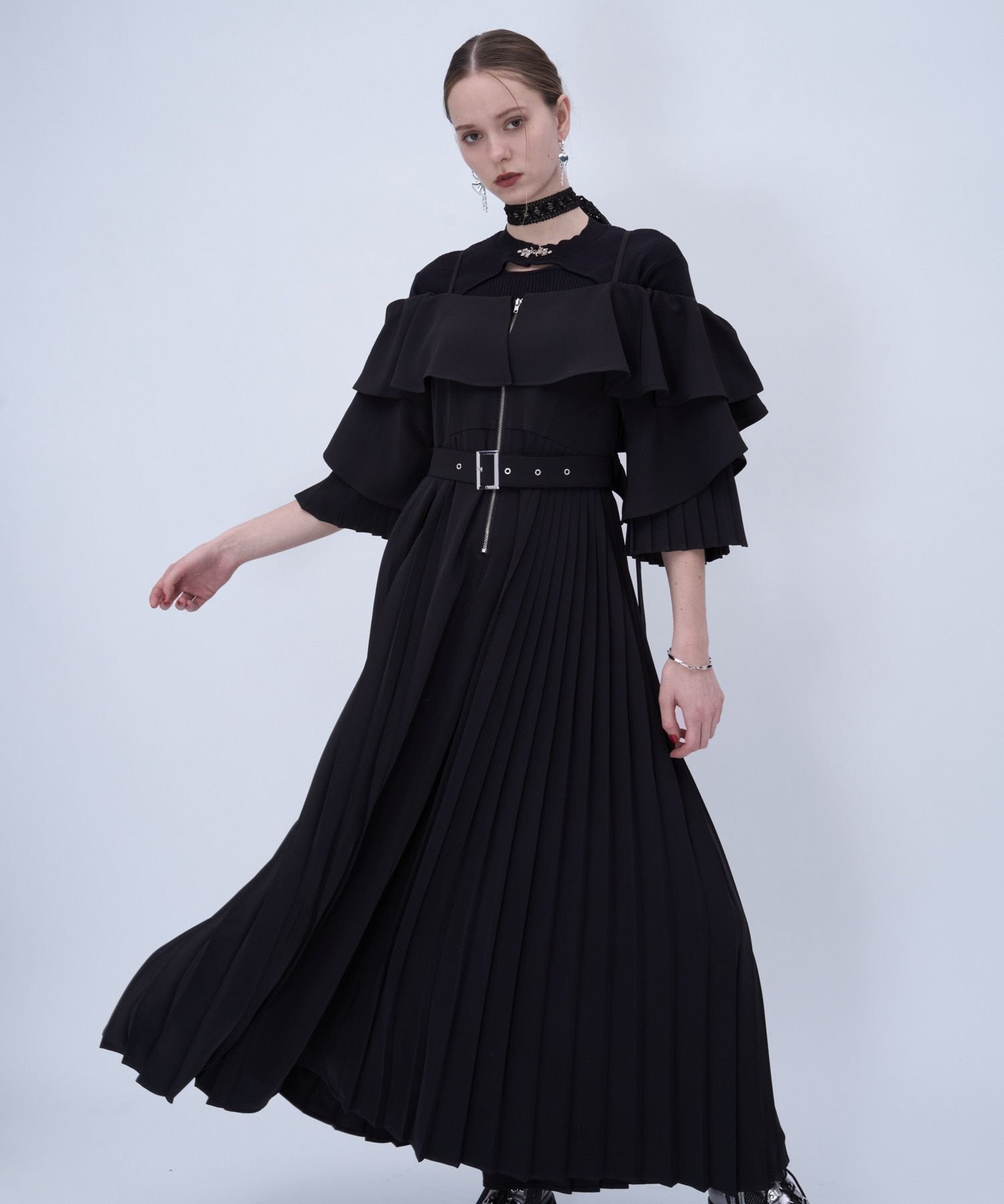 【ハレ/HARE】のオフショルZIPプリーツワンピース インテリア・キッズ・メンズ・レディースファッション・服の通販 founy(ファニー) 　ファッション　Fashion　レディースファッション　Fashion for Women　ワンピース　Dresses　アクセサリー　Fashion Accessories　インナー　Innerwear　ウェーブ　Wavy Pattern　サンダル　Sandals, Summer Shoes　シアー　Sheer, See-Through　シルバー　Silver, Metallic Silver　ストレート　Straight, Straight Cut　バランス　Balance, Style Balance　フェミニン　Feminine, Girly　フリル　Frill, Ruffle　プリーツ　Pleats, Pleated　レース　Lace, Lace Fabric　ブラック09|ID: prp329100004869156 ipo3291000000036285193