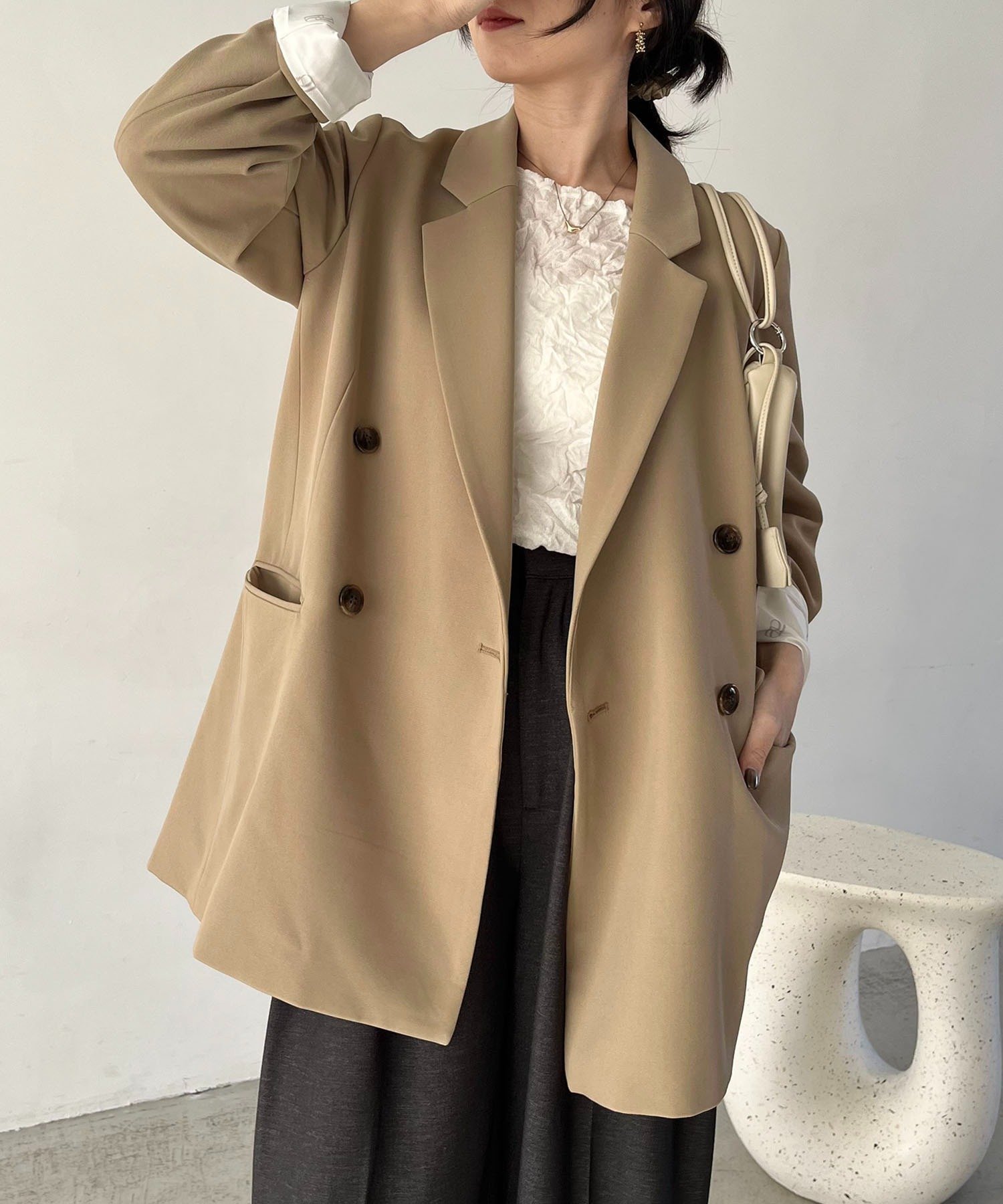 【カプリシューレマージュ/CAPRICIEUX LEMAGE】の【再販・サイズ展開あり・WEB限定カラー/グレージュ】Wテーラージャケット 人気、トレンドファッション・服の通販 founy(ファニー) 　ファッション　Fashion　レディースファッション　Fashion for Women　アウター　Coat / Outerwear Collection　レディースジャケット・軽アウター　Jackets　おすすめ　Recommended / Our Picks　キャミワンピース　Cami Dress, Slip Dress　ジャケット　Jacket, Outerwear　ストレート　Straight, Straight Cut　スラックス　Slacks, Dress Pants　スリット　Slit, Slit Detail　デニム　Denim, Jeans Material　バランス　Balance, Style Balance　ポケット　Pocket, Pocket Detail　マキシ　Maxi, Full Length　レース　Lace, Lace Fabric　人気　Popular, Best Seller　切替　Switching, Contrast Panel　 other-1|ID: prp329100004869469 ipo3291000000036290607