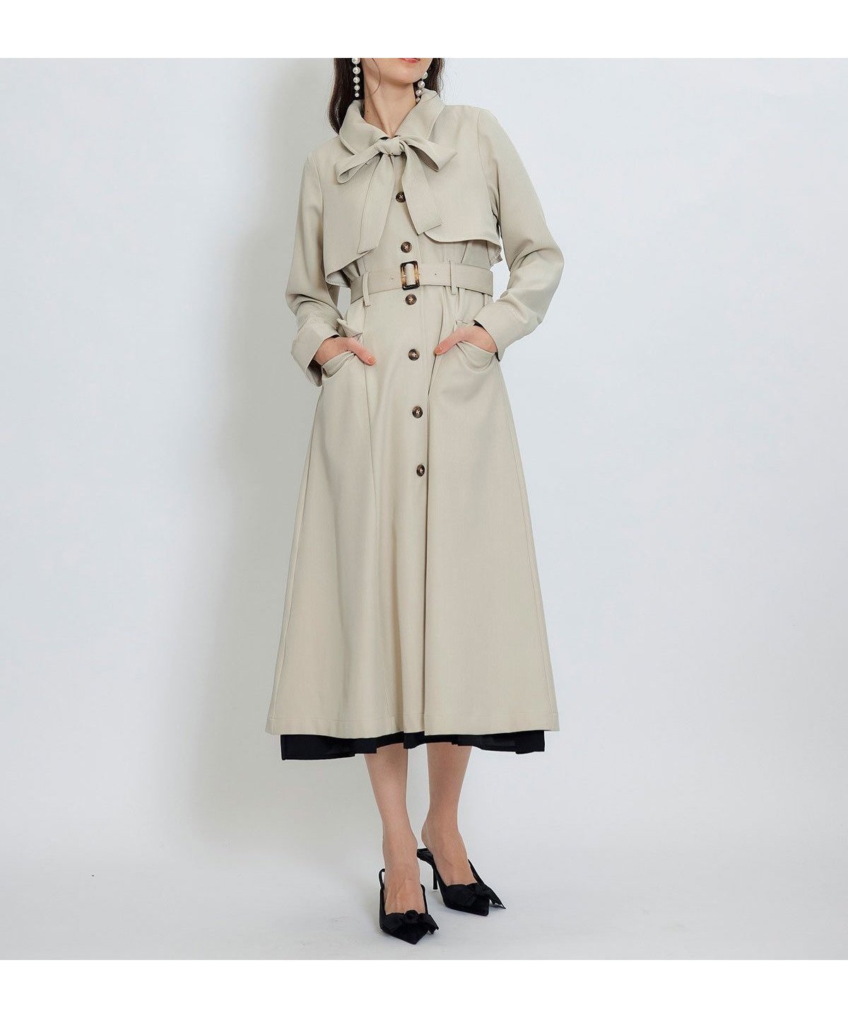 【レディアゼル/REDYAZEL】の2WAYレイヤードライクリボントレンチコート 人気、トレンドファッション・服の通販 founy(ファニー) 　ファッション　Fashion　レディースファッション　Fashion for Women　アウター　Coat / Outerwear Collection　コート・ロングコート・ピーコート　Long Coats, Peacoats & More　トレンチコート / 春秋の定番アウター　Trench Coats　クラシカル　Classical, Vintage-Inspired　ジャケット　Jacket, Outerwear　デニム　Denim, Jeans Material　トレンチ　Trench, Trench Coat　フェミニン　Feminine, Girly　フロント　Front, Front Design　リボン　Ribbon, Bow　ロング　Long, Long-Length　羽織　Haori, Light Jacket　 other-1|ID: prp329100004869484 ipo3291000000036290892