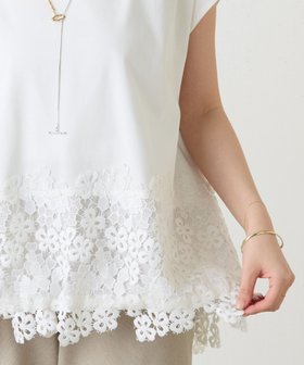 【ビアズリー/BEARDSLEY】の裾レースフレンチカットソー 人気、トレンドファッション・服の通販 founy(ファニー) ファッション Fashion レディースファッション Fashion for Women トップス・カットソー Cut & Sew Tops カットソー・ベーシックTシャツ Cut-and-Sewn Tops / Stretch Tees & Basics カットソー Cut and Sewn Top シンプル Simple, Minimal ストレート Straight, Straight Cut スリーブ Sleeve, Long Sleeve / Short Sleeve デニム Denim, Jeans Material 人気 Popular, Best Seller フォルム Silhouette, Form フレンチ French, French Style リボン Ribbon, Bow レース Lace, Lace Fabric ロング Long, Long-Length ワイド Wide, Wide Fit 再入荷 Restock / Back in Stock |ID:prp329100004869490