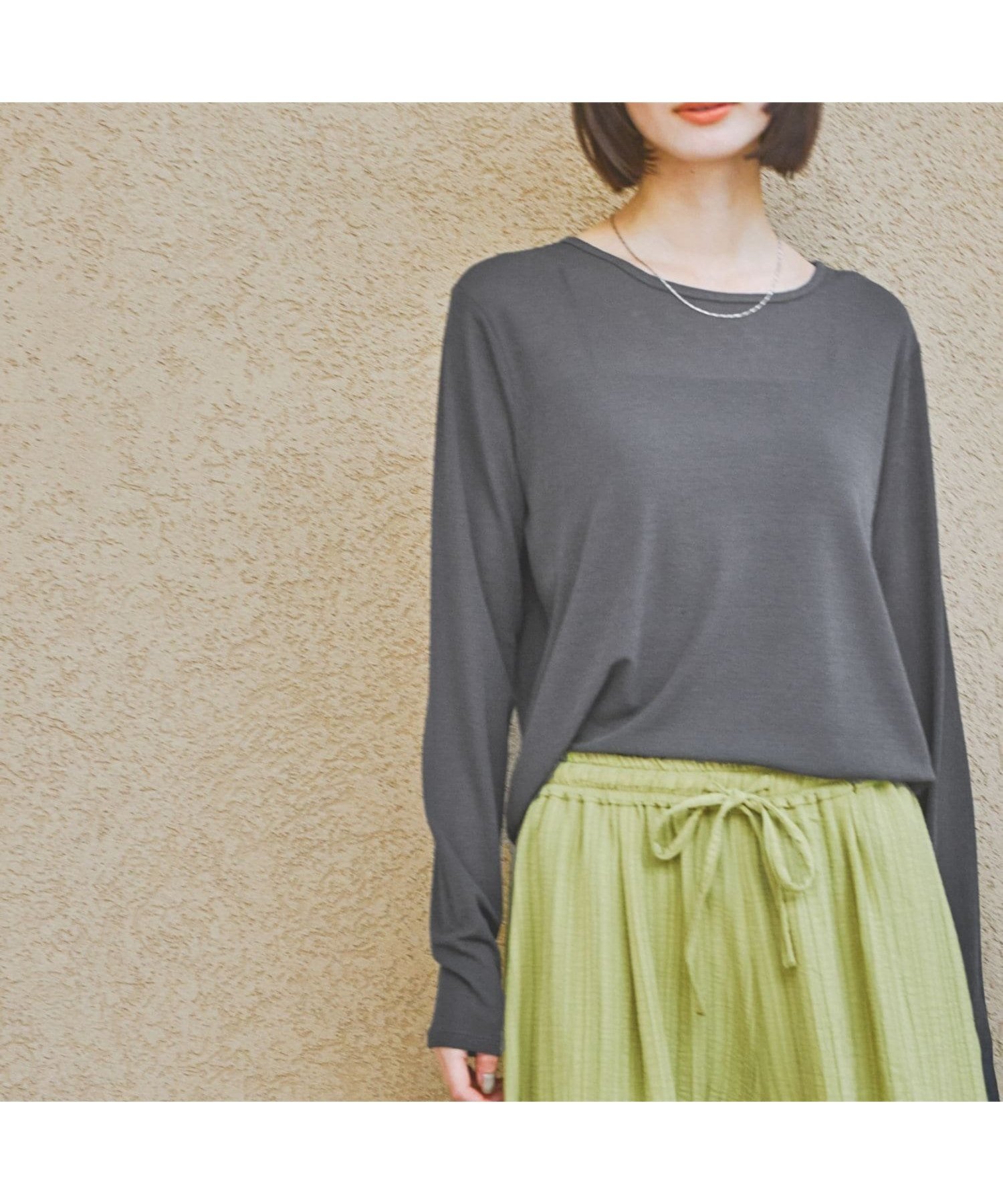 【ラコレ/LAKOLE】のスラブシアー長袖T インテリア・キッズ・メンズ・レディースファッション・服の通販 founy(ファニー) 　ファッション　Fashion　レディースファッション　Fashion for Women　トップス・カットソー　Cut & Sew Tops　インナー　Innerwear　サロペット　Overalls, Salopette　シアー　Sheer, See-Through　シンプル　Simple, Minimal　ジャケット　Jacket, Outerwear　長袖　Long Sleeve, Full Sleeve　チャコール|ID: prp329100004869539 ipo3291000000036292548