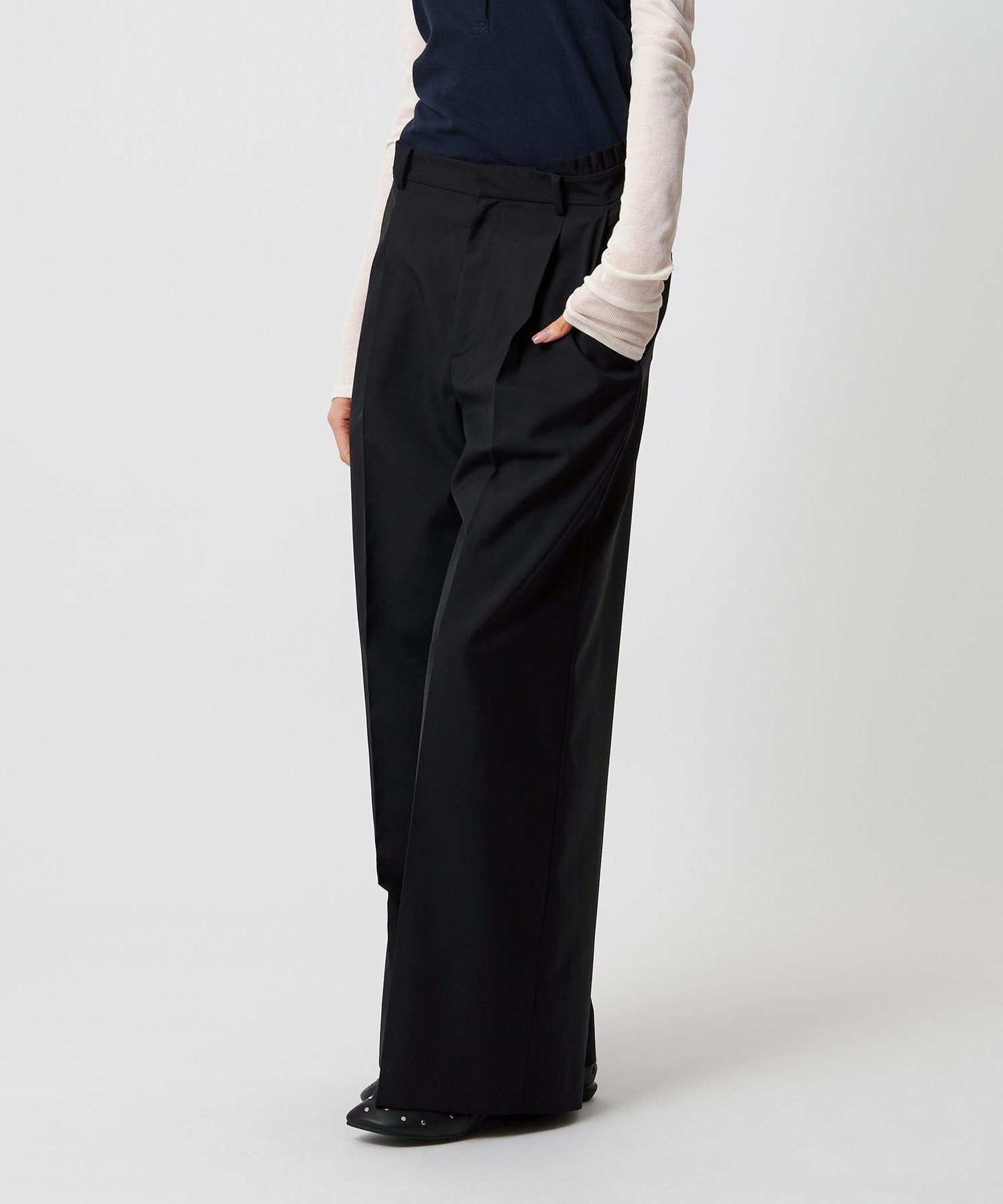 【ビューティ&ユース ユナイテッドアローズ/BEAUTY&YOUTH / UNITED ARROWS】のATTISESSION ウエスト プリーツ パンツ インテリア・キッズ・メンズ・レディースファッション・服の通販 founy(ファニー) 　ファッション　Fashion　レディースファッション　Fashion for Women　パンツ　Pants & Trousers　おすすめ　Recommended / Our Picks　クロップド　Cropped, Short Length　シンプル　Simple, Minimal　スラックス　Slacks, Dress Pants　プリーツ　Pleats, Pleated　ワイド　Wide, Wide Fit　エレガント 上品　Elegant　BLACK|ID: prp329100004869572 ipo3291000000036292979