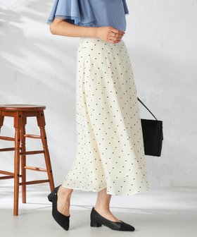 【アー ヴェー ヴェー/a.v.v】のドットフレアスカート 人気、トレンドファッション・服の通販 founy(ファニー) ファッション Fashion レディースファッション Fashion for Women スカート Skirts Aライン・フレアスカート A-Line & Flared Skirts おすすめ Recommended / Our Picks カットソー Cut and Sewn Top シアー Sheer, See-Through ドット Polka Dot, Dot Pattern フレア Flare, Flared プリント Print, Printed Pattern エレガント 上品 Elegant 再入荷 Restock / Back in Stock 夏 Summer |ID:prp329100004869814