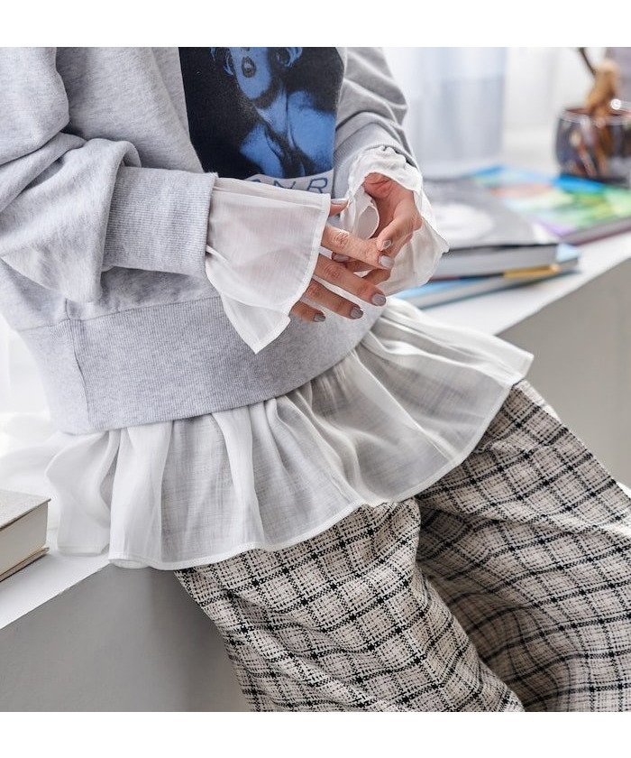 【フリークスストア/FREAK'S STORE】の異素材 ドッキング ロンT インテリア・キッズ・メンズ・レディースファッション・服の通販 founy(ファニー) 　ファッション　Fashion　レディースファッション　Fashion for Women　トップス・カットソー　Cut & Sew Tops　ロングTシャツ・Tシャツ　Longline T-Shirts & Tees　オーガンジー　Organza Fabric　カットソー　Cut and Sewn Top　切替　Switching, Contrast Panel　シアー　Sheer, See-Through　シンプル　Simple, Minimal　ジャケット　Jacket, Outerwear　スウェット / スエット　Sweatshirt, Sweatwear　スリーブ　Sleeve, Long Sleeve / Short Sleeve　ドッキング　Docking, Mixed Material　バランス　Balance, Style Balance　ベーシック　Basic, Essential　ペプラム　Peplum, Flared Hem　ボトム　Bottoms, Lower Wear　レース　Lace, Lace Fabric　ロング　Long, Long-Length　S/S・春夏　SS, Spring/Summer, Warm Season　おすすめ　Recommended / Our Picks　夏　Summer　2026年　2026　オフホワイトオーガンジー|ID: prp329100004870119 ipo3291000000036296817