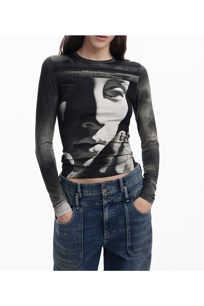 【デシグアル/Desigual】のTSWATERCOLOR Tシャツロングスリーブ インテリア・キッズ・メンズ・レディースファッション・服の通販 founy(ファニー) https://founy.com/ ファッション Fashion レディースファッション Fashion for Women トップス・カットソー Cut & Sew Tops シャツ・ブラウス・オフィスカジュアル Elegant Blouses & Button-Ups ロングTシャツ・Tシャツ Longline T-Shirts & Tees カラフル Colorful Design シューズ Shoes, Footwear スリーブ Sleeve, Long Sleeve / Short Sleeve デニム Denim, Jeans Material パターン Pattern, Design Print パッチワーク Patchwork, Mixed Fabric プリント Print, Printed Pattern メンズ Men's, Menswear ロング Long, Long-Length |ID: prp329100004870125 ipo3291000000036296890