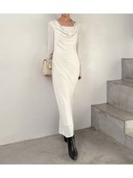 【スナイデル/SNIDEL】のドレープバックサテンロングワンピース 人気、トレンドファッション・服の通販 founy(ファニー) ファッション Fashion レディースファッション Fashion for Women ワンピース Dresses インナー Innerwear キャミソール Camisole, Spaghetti Strap Top サテン Satin, Glossy Fabric シンプル Simple, Minimal ストレート Straight, Straight Cut スマート Smart, Elegant スリット Slit, Slit Detail デコルテ Décolleté, Neckline ドッキング Docking, Mixed Material ドレープ Drape, Draping Fabric おすすめ Recommended / Our Picks |ID:prp329100004870178