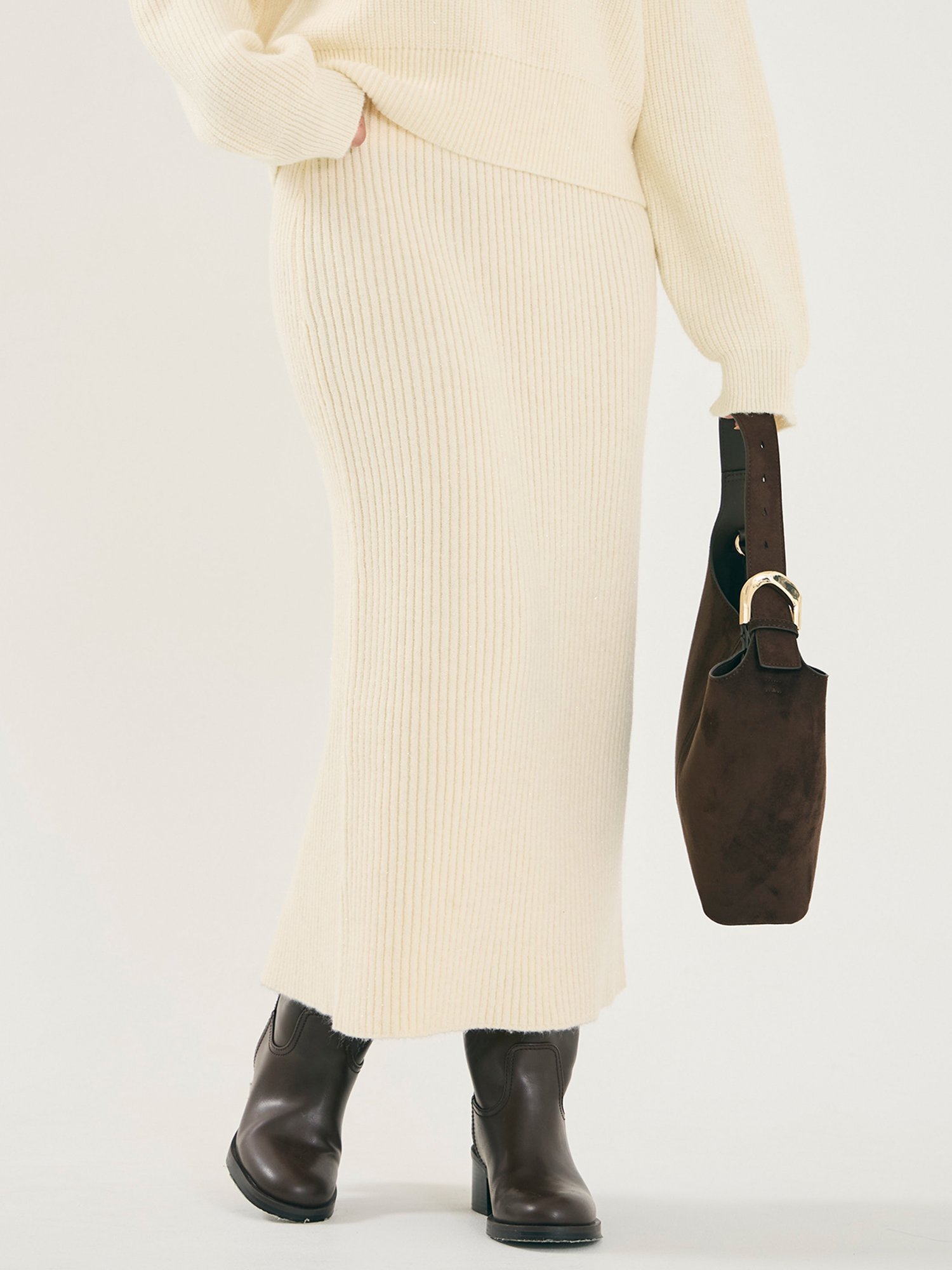 【コカ/COCA】のラメニットIラインスカート 人気、トレンドファッション・服の通販 founy(ファニー) 　ファッション　Fashion　レディースファッション　Fashion for Women　スカート　Skirts　ショート　Short, Short Length　スウェット / スエット　Sweatshirt, Sweatwear　ダウン　Down, Puffer　ポケット　Pocket, Pocket Detail　リブニット　Rib Knit, Ribbed Knit　冬　Winter / This Winter　エレガント 上品　Elegant　ホリデーシーズン　Holiday Season　2025年　2025　2025-2026秋冬・A/W　Autumn/Winter 2025–26 AW25–26　 other-1|ID: prp329100004871532 ipo3291000000036317316