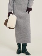 【コカ/COCA】のラメニットIラインスカート 人気、トレンドファッション・服の通販 founy(ファニー) ファッション Fashion レディースファッション Fashion for Women スカート Skirts ショート Short, Short Length スウェット / スエット Sweatshirt, Sweatwear ダウン Down, Puffer ポケット Pocket, Pocket Detail リブニット Rib Knit, Ribbed Knit 冬 Winter / This Winter エレガント 上品 Elegant ホリデーシーズン Holiday Season 2025年 2025 2025-2026秋冬・A/W Autumn/Winter 2025–26 AW25–26 thumbnail Gray|ID: prp329100004871532 ipo3291000000036317322