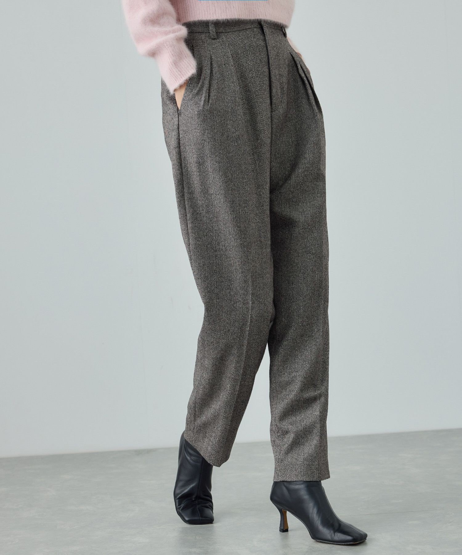 【ロペ/ROPE'】のウールレーヨンクラシック2タックパンツ(ヘリンボーン/グレンチェック)/セットアップ対応 インテリア・キッズ・メンズ・レディースファッション・服の通販 founy(ファニー) ファッション Fashion レディースファッション Fashion for Women セットアップ Matching Sets レディースパンツ・ボトムス Pants & Trousers / Bottoms おすすめ Recommended / Our Picks ウォーム Warm Fabric ジャケット Jacket, Outerwear セットアップ Set-Up, Coordinated Outfit センター Center, Center Line チェック Check, Plaid, Tartan ポケット Pocket, Pocket Detail ビジネス 仕事 通勤 Business / Work / Commuting ブラック系(02)|ID: prp329100004871884 ipo3291000000036324630