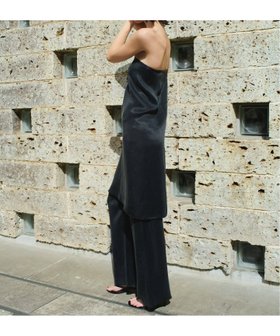 【プラージュ/Plage】のR IAM レイヤードパンツ 人気、トレンドファッション・服の通販 founy(ファニー) ファッション Fashion レディースファッション Fashion for Women パンツ Pants & Trousers キャミソール Camisole, Spaghetti Strap Top キュプラ Cupro, Eco Fabric サテン Satin, Glossy Fabric シンプル Simple, Minimal ジュエリー Jewelry, Accessories スカーフ Scarf, Neckwear セットアップ Set-Up, Coordinated Outfit エレガント 上品 Elegant |ID:prp329100004871890