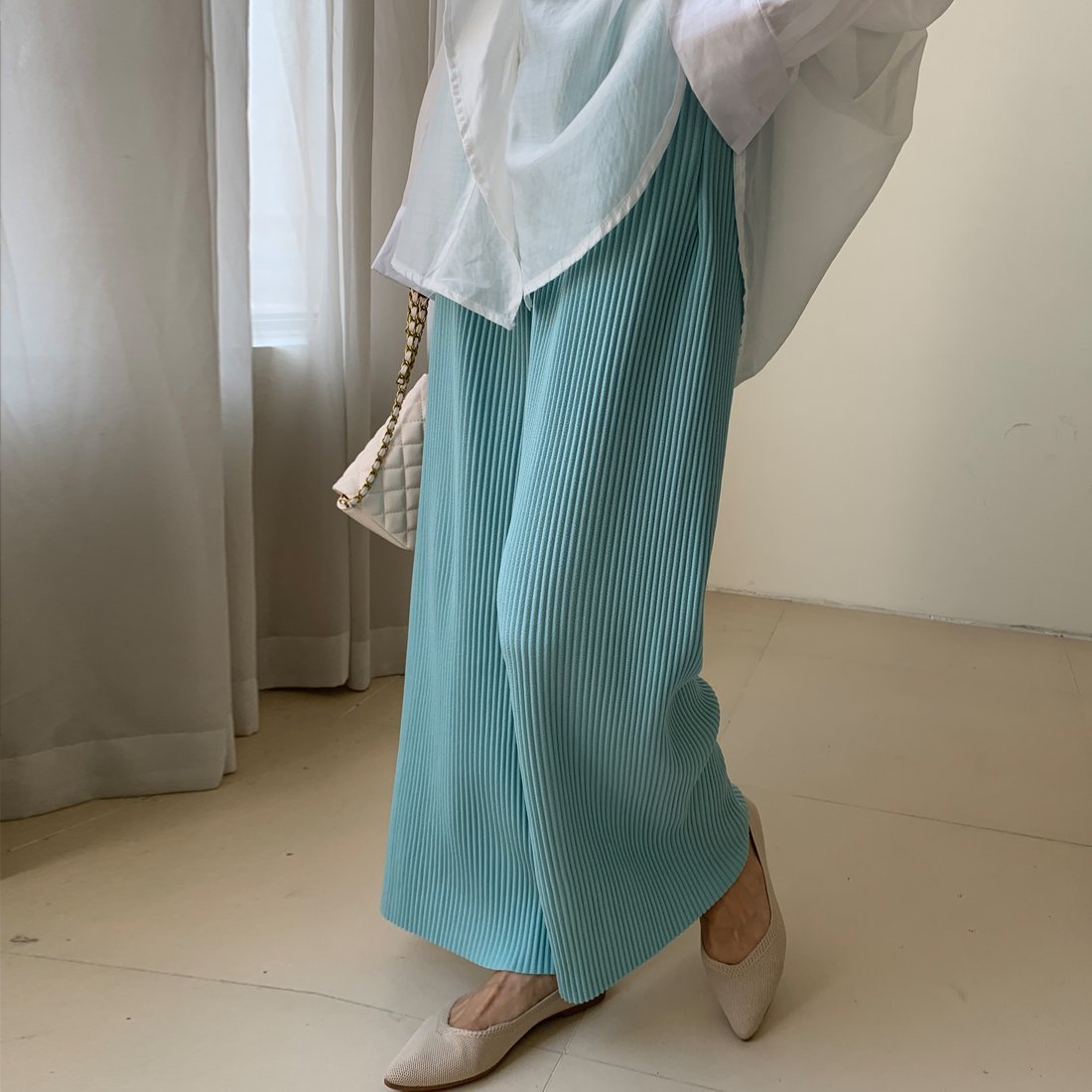 【メゾンドラティール/maison de LATIR】の形状記憶でシワしらず.セレモニー春プリーツリブワイドパンツ. インテリア・キッズ・メンズ・レディースファッション・服の通販 founy(ファニー) ファッション Fashion レディースファッション Fashion for Women パンツ Pants & Trousers 春 Spring シンプル Simple, Minimal フィット Fit, Slim Fit プリーツ Pleats, Pleated ポケット Pocket, Pocket Detail リラックス Relax, Relaxed Fit 旅行 Travel セレモニー Ceremony ビジネス 仕事 通勤 Business / Work / Commuting グレーグリーン(ポケットあり)|ID: prp329100004871893 ipo3291000000036324750