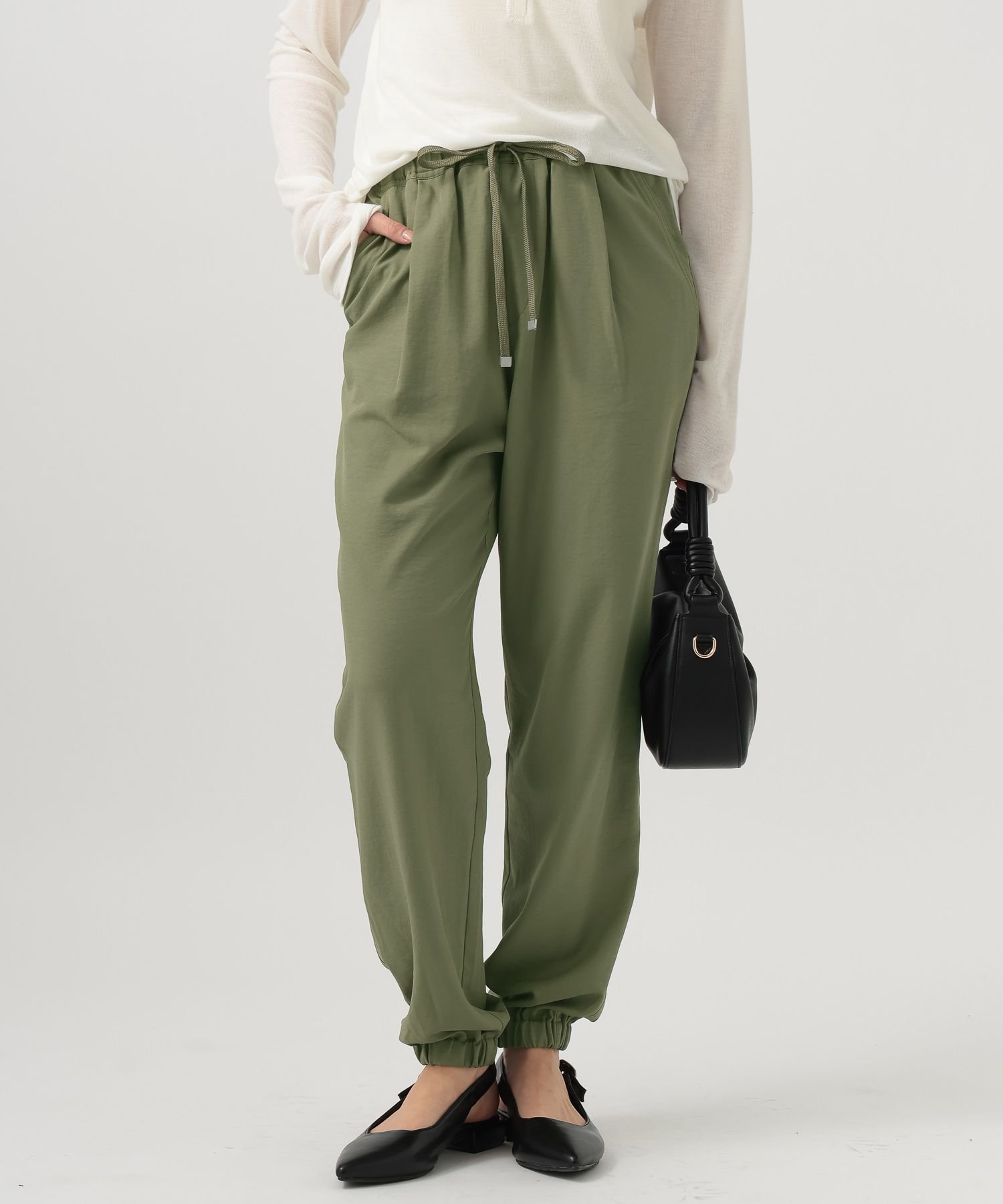 【ベイフロー/BAYFLOW】のセミストレートシルエットで登場!! RPタックジョガーパンツ インテリア・キッズ・メンズ・レディースファッション・服の通販 founy(ファニー) 　ファッション　Fashion　レディースファッション　Fashion for Women　パンツ　Pants & Trousers　おすすめ　Recommended / Our Picks　カーゴパンツ　Cargo Pants, Utility Pants　シンプル　Simple, Minimal　ストレッチ　Stretch, Stretchy Fabric　今季　This Season, Current Season　定番　Standard, Basic Item　楽ちん　Easy Fit, Comfortable　カーキ78|ID: prp329100004871895 ipo3291000000036324817