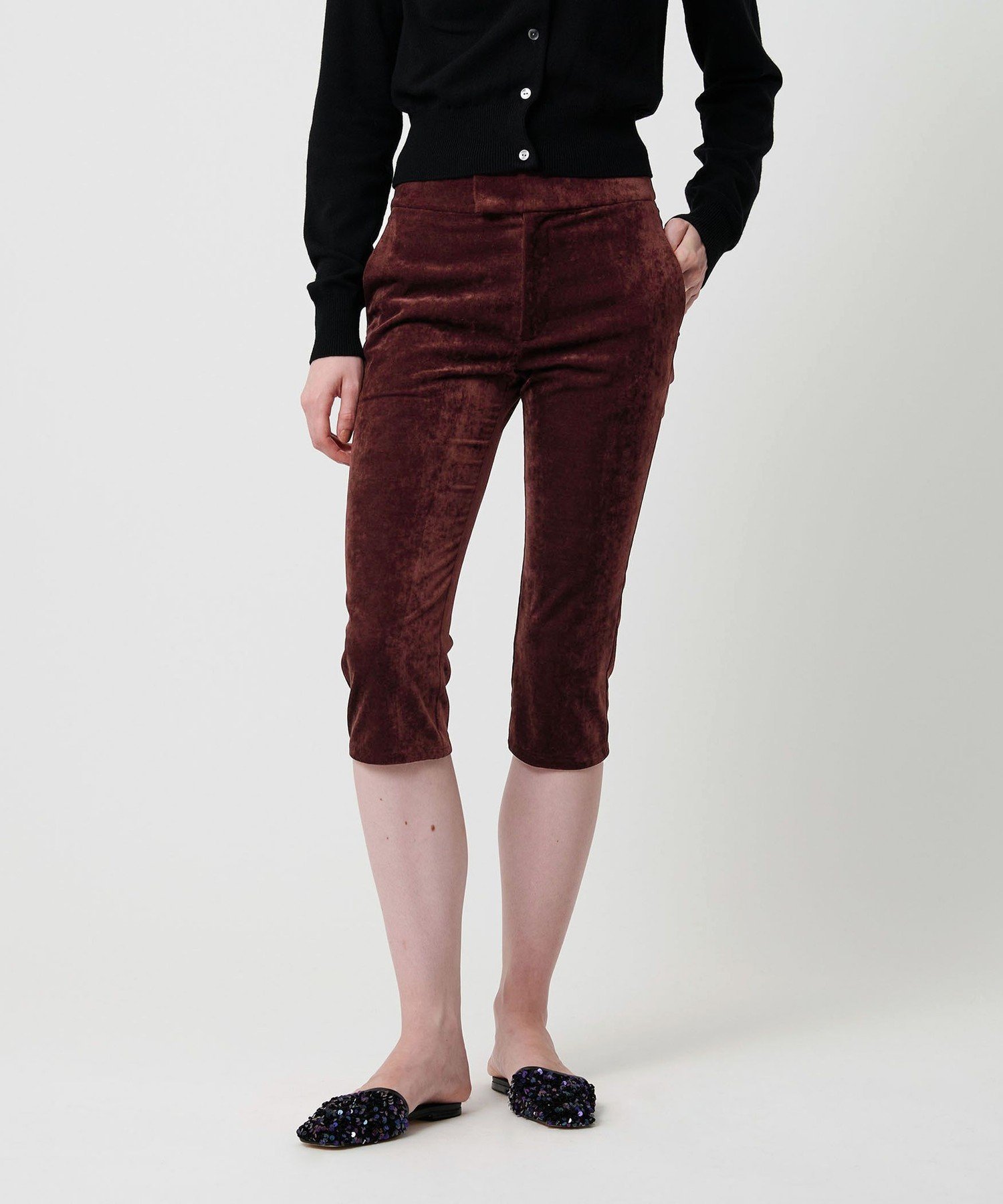 【ビューティ&ユース ユナイテッドアローズ/BEAUTY&YOUTH / UNITED ARROWS】のATTISESSION ベロア カプリ パンツ インテリア・キッズ・メンズ・レディースファッション・服の通販 founy(ファニー) ファッション Fashion レディースファッション Fashion for Women パンツ Pants & Trousers おすすめ Recommended / Our Picks カットソー Cut and Sewn Top コンパクト Compact, Small Size シンプル Simple, Minimal スウェット / スエット Sweatshirt, Sweatwear スタイリッシュ Stylish, Fashionable バランス Balance, Style Balance ベロア Velour, Soft Velvet ポケット Pocket, Pocket Detail DK.BROWN|ID: prp329100004871902 ipo3291000000036324924