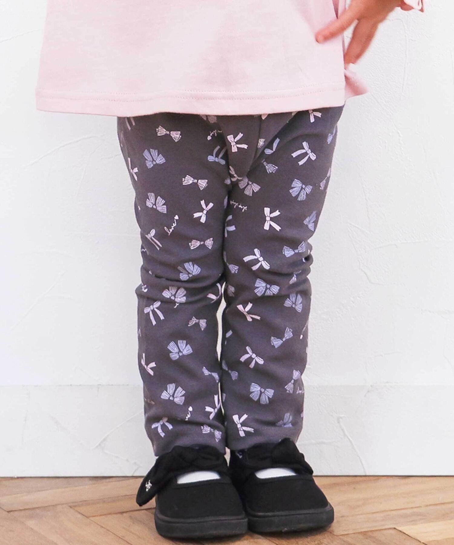 【ベベ オンライン ストア/BEBE ONLINE STORE / KIDS】の【スララク/防汚加工/オーガニックコットン】前後フリーで時短!パパパッと穿ける前向きパンツ(80~120cm) インテリア・キッズ・メンズ・レディースファッション・服の通販 founy(ファニー) ファッション Fashion キッズファッション Fashion for Kids ボトムス Bottoms 春 Spring シンプル Simple, Minimal チェリー Cherry, Cherry Pattern ドット Polka Dot, Dot Pattern フレンチ French, French Style ボトム Bottoms, Lower Wear ポケット Pocket, Pocket Detail モチーフ Motif, Design Theme リボン Ribbon, Bow レギンス Leggings, Stretch Pants ワンポイント One Point, Statement Accent S/S・春夏 SS, Spring/Summer, Warm Season おすすめ Recommended / Our Picks 夏 Summer エレガント 上品 Elegant 2026年 2026 チャコールグレー×リボン総柄|ID: prp329100004872094 ipo3291000000036330467