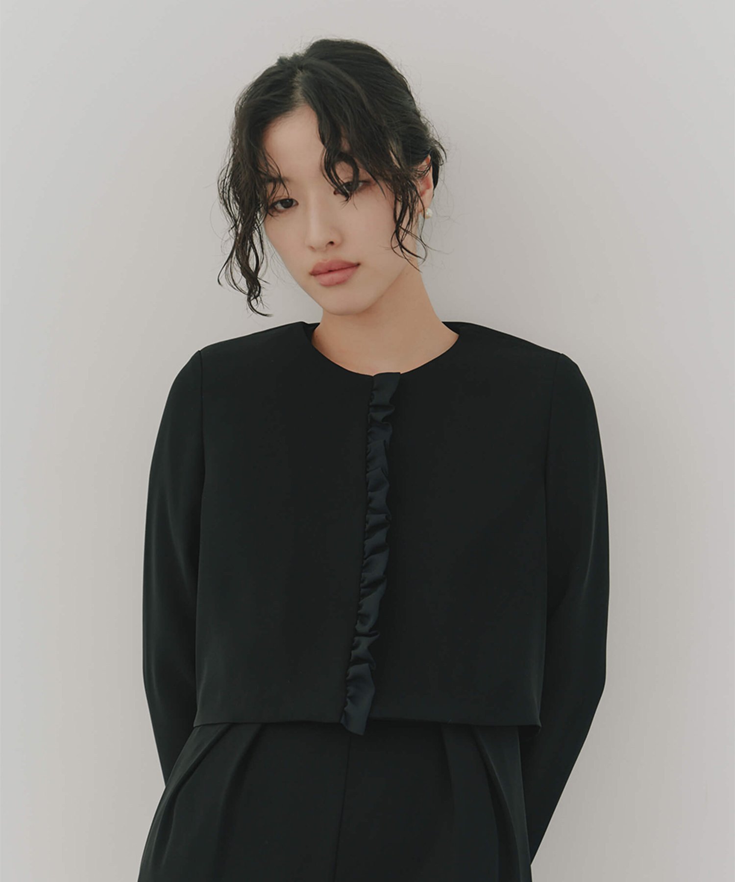 【カエン/Kaene】の喪服 入学 卒業 フォーマル ジャケット セレモニー 人気、トレンドファッション・服の通販 founy(ファニー) 　ファッション　Fashion　レディースファッション　Fashion for Women　アウター　Coat / Outerwear Collection　レディースジャケット・軽アウター　Jackets　おすすめ　Recommended / Our Picks　オケージョン　Occasion Wear　シフォン　Chiffon, Lightweight Fabric　シンプル　Simple, Minimal　ジャケット　Jacket, Outerwear　セットアップ　Set-Up, Coordinated Outfit　セレモニー　Ceremony　ビジネス 仕事 通勤　Business / Work / Commuting　フォーマル　Formal, Dressy　フリル　Frill, Ruffle　ロング　Long, Long-Length　エレガント 上品　Elegant　入学式　Entrance Ceremony　卒業式　Graduation Ceremony　結婚式　Wedding　羽織　Haori, Light Jacket　 other-1|ID: prp329100004872151 ipo3291000000036331270