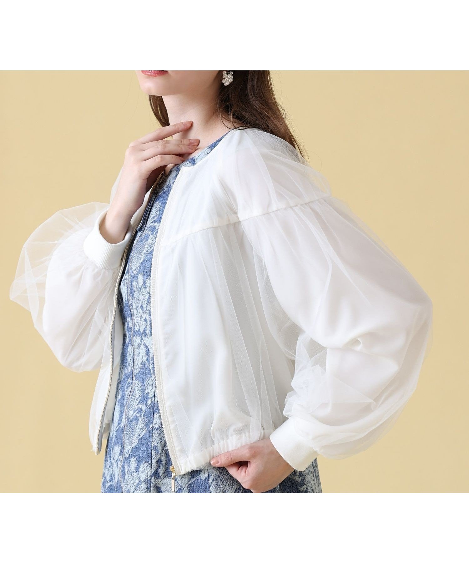 【アナイ/ANAYI】のチュールヨークギャザーブルゾン 人気、トレンドファッション・服の通販 founy(ファニー) 　ファッション　Fashion　レディースファッション　Fashion for Women　アウター　Coat / Outerwear Collection　ブルゾンジャケット・スポーティアウター　Blouson Jackets　ギャザー　Gathered, Ruffled　スマート　Smart, Elegant　チュール　Tulip, Tulip Motif　フェミニン　Feminine, Girly　ブルゾン　Blouson, Bomber Jacket　ヨーク　Yoke, Yoke Design　S/S・春夏　SS, Spring/Summer, Warm Season　再入荷　Restock / Back in Stock　夏　Summer　 other-1|ID: prp329100004872158 ipo3291000000036331601