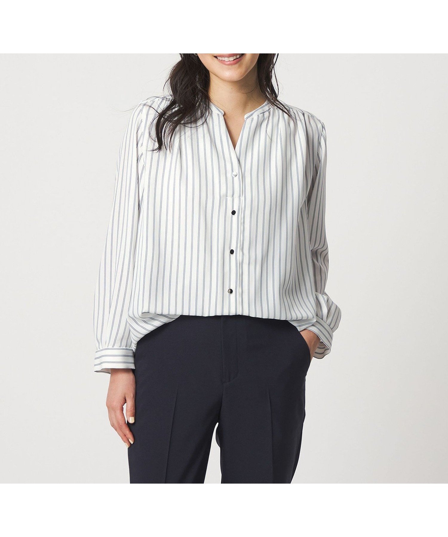 【ユナイテッドアローズ/UNITED ARROWS】のジョーゼット メタルボタン スキッパーブラウス A DAY IN THE LIFE 人気、トレンドファッション・服の通販 founy(ファニー) ファッション Fashion レディースファッション Fashion for Women トップス・カットソー Cut & Sew Tops シャツ・ブラウス・オフィスカジュアル Elegant Blouses & Button-Ups インナー Innerwear カーディガン Cardigan, Knitwear ジャケット Jacket, Outerwear ジョーゼット Georgette, Semi-Sheer Fabric スキッパー Skipper, Open Collar ストライプ Stripe, Striped Pattern セットアップ Set-Up, Coordinated Outfit ダブル Double, Double-Breasted トレンド Trend, Trending Now バランス Balance, Style Balance フェイス Face, Facial Design フロント Front, Front Design ブラウジング Blouson Silhouette, Cinched Waist メタル Metal, Metal Parts ワイド Wide, Wide Fit アウトレット Outlet / Clearance おすすめ Recommended / Our Picks ビジネス 仕事 通勤 Business / Work / Commuting other-1|ID: prp329100004872193 ipo3291000000036332820