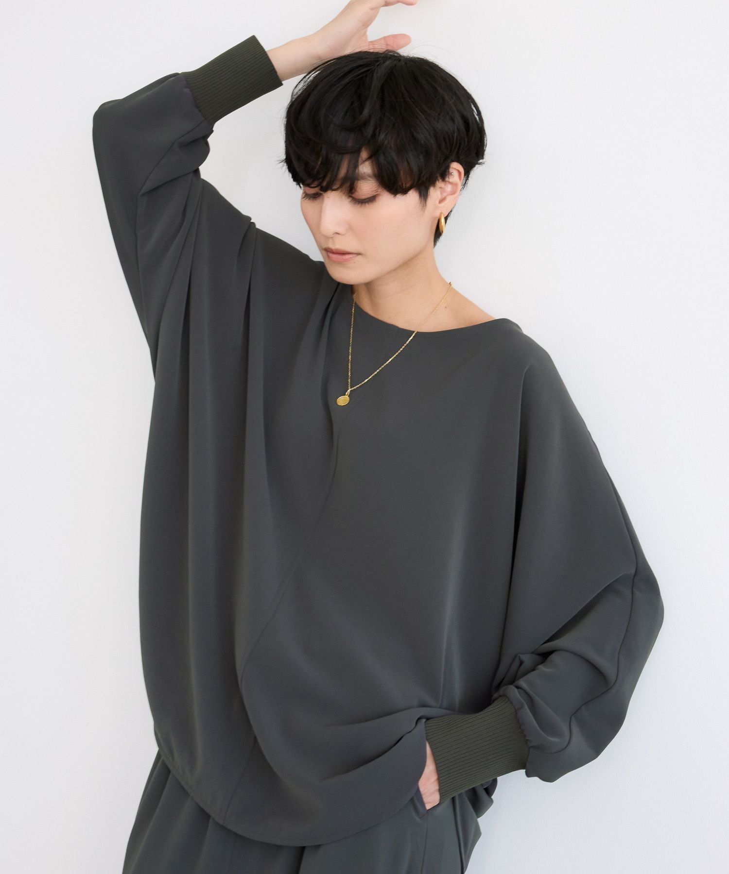 【バンヤードストーム/BARNYARDSTORM】のNEWダブルクロスプルオーバー インテリア・キッズ・メンズ・レディースファッション・服の通販 founy(ファニー) ファッション Fashion レディースファッション Fashion for Women トップス・カットソー Cut & Sew Tops カジュアルプルオーバー・ニットトップス Pullovers & Knit Tops / Casual Pullovers インナー Innerwear ヴィンテージ Vintage Style カーゴパンツ Cargo Pants, Utility Pants 軽量 Lightweight, Ultra Light ジャケット Jacket, Outerwear セットアップ Set-Up, Coordinated Outfit ダブル Double, Double-Breasted デニム Denim, Jeans Material 定番 Standard, Basic Item 人気 Popular, Best Seller ワイド Wide, Wide Fit おすすめ Recommended / Our Picks エレガント 上品 Elegant チャコール|ID: prp329100004872195 ipo3291000000036332875