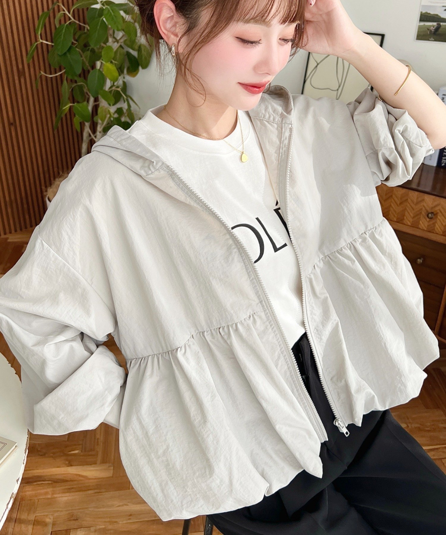 【モーメントプラス/moment+ / MEN】のナイロンワッシャーバルーンペプラムショートマンパー インテリア・キッズ・メンズ・レディースファッション・服の通販 founy(ファニー) ファッション Fashion メンズファッション Fashion for Men インナー Innerwear コンパクト Compact, Small Size 軽量 Lightweight, Ultra Light スラックス Slacks, Dress Pants スリーブ Sleeve, Long Sleeve / Short Sleeve デニム Denim, Jeans Material トレンド Trend, Trending Now バルーン Balloon, Balloon Silhouette パーカー Hoodie, Parka フェミニン Feminine, Girly フレア Flare, Flared ベーシック Basic, Essential ペプラム Peplum, Flared Hem ボーダー Border, Stripe ポケット Pocket, Pocket Detail 無地 Plain, Solid Color ロング Long, Long-Length ワッシャー Washer, Crinkled Finish 再入荷 Restock / Back in Stock プチプライス・低価格 Affordable / Budget Price おすすめ Recommended / Our Picks グレー|ID: prp329100004872199 ipo3291000000036332947