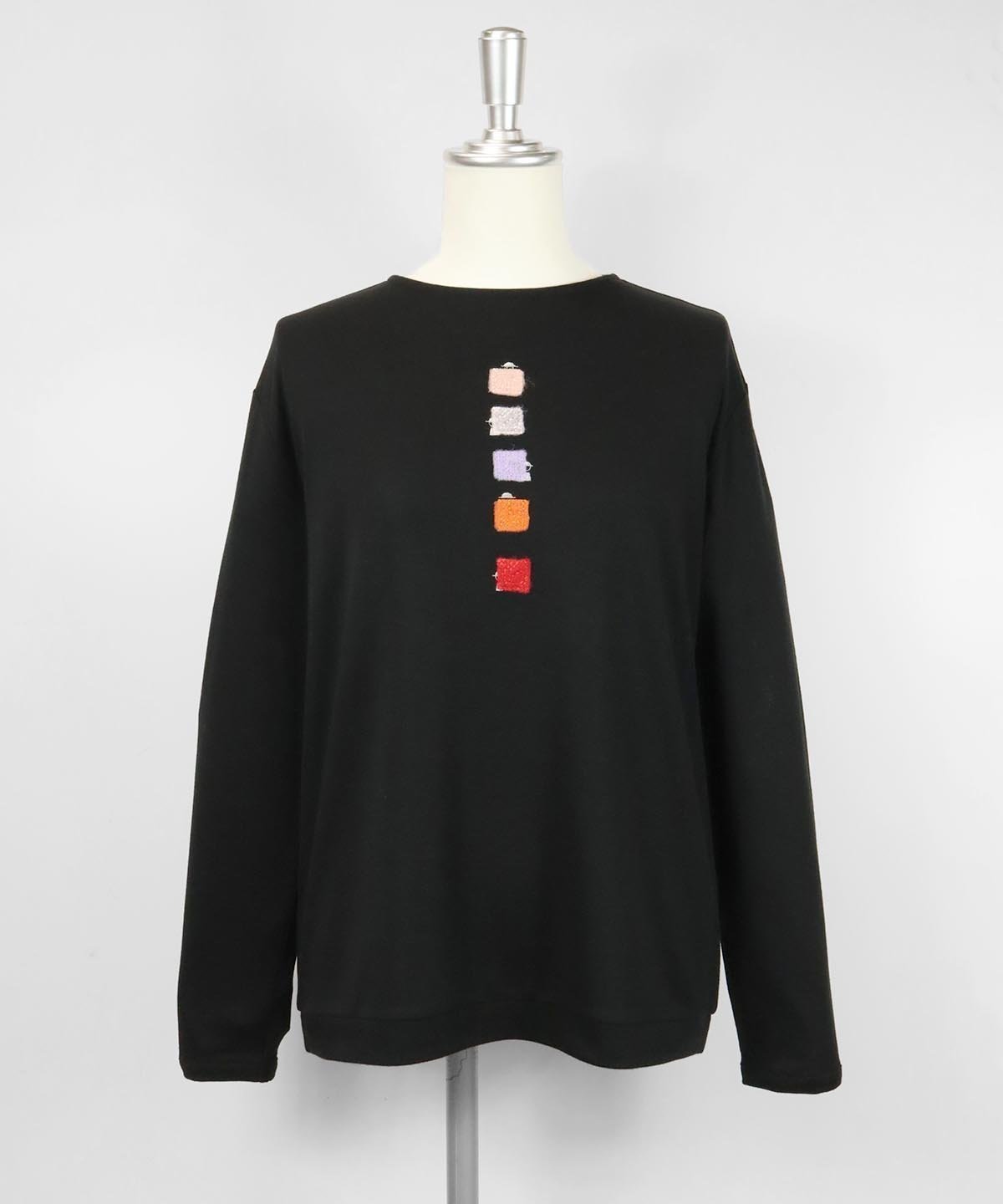 【スタジオピッコーネ/STUDIO PICONE】のスクエア刺繍長袖プルオーバー インテリア・キッズ・メンズ・レディースファッション・服の通販 founy(ファニー) 　ファッション　Fashion　レディースファッション　Fashion for Women　トップス・カットソー　Cut & Sew Tops　カジュアルプルオーバー・ニットトップス　Pullovers & Knit Tops / Casual Pullovers　なめらか　Smooth, Silky Texture　スクエア　Square, Square Shape　長袖　Long Sleeve, Full Sleeve　ブラック|ID: prp329100004872216 ipo3291000000036333548