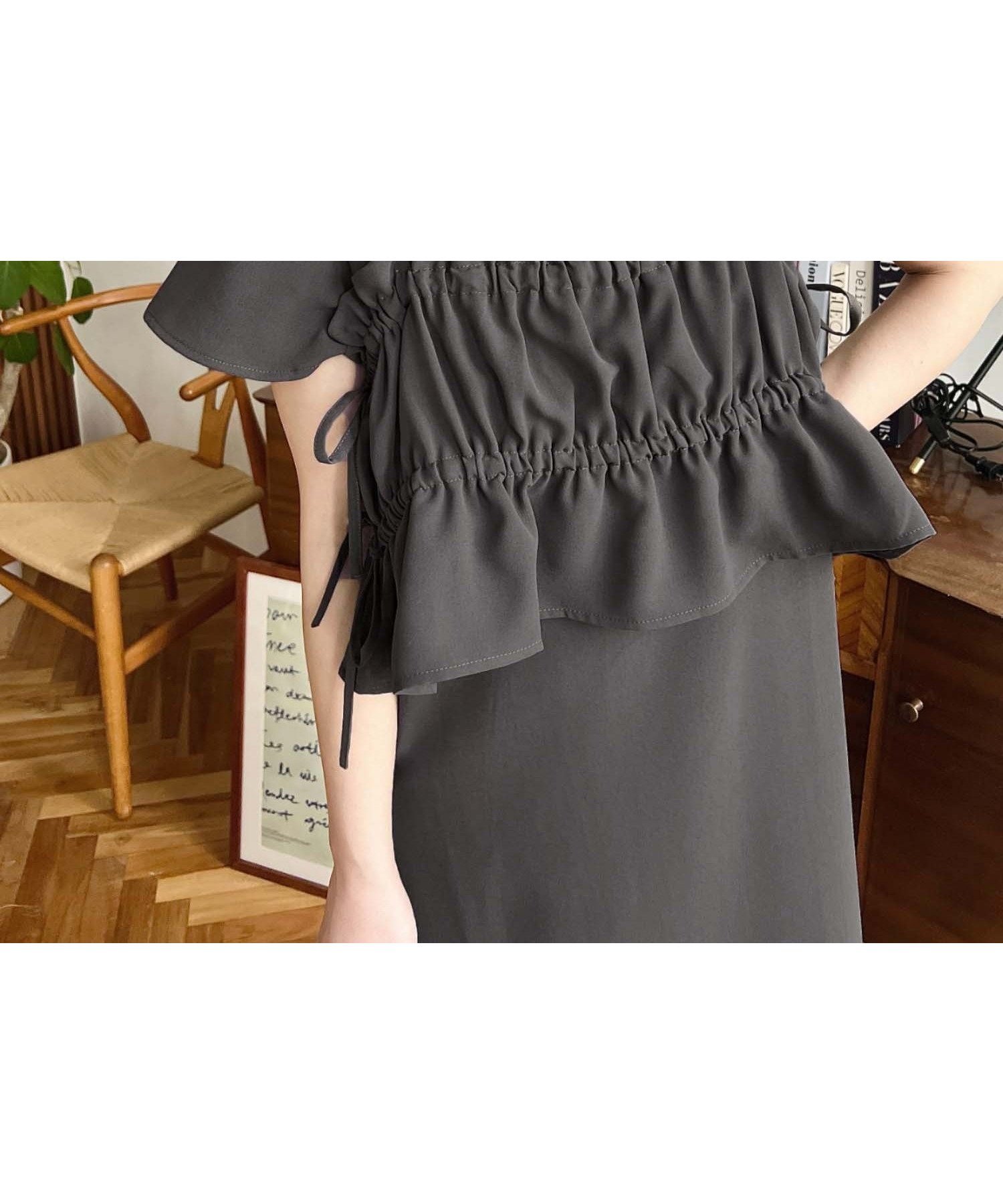 【モーメントプラス/moment+ / MEN】のビスチェ付き半袖ワンピース インテリア・キッズ・メンズ・レディースファッション・服の通販 founy(ファニー) ファッション Fashion メンズファッション Fashion for Men インナー Innerwear カーディガン Cardigan, Knitwear シンプル Simple, Minimal ジャケット Jacket, Outerwear スニーカー Sneakers, Trainers とろみ Fluid, Flowy Fabric ダウン Down, Puffer デニム Denim, Jeans Material トレンド Trend, Trending Now ドット Polka Dot, Dot Pattern なめらか Smooth, Silky Texture ビスチェ Bustier, Corset Top ベーシック Basic, Essential 半袖 Short Sleeve, Half Sleeve ミュール Mule, Backless Shoes ロング Long, Long-Length 再入荷 Restock / Back in Stock プチプライス・低価格 Affordable / Budget Price おすすめ Recommended / Our Picks エレガント 上品 Elegant チャコールグレー|ID: prp329100004872247 ipo3291000000036334160