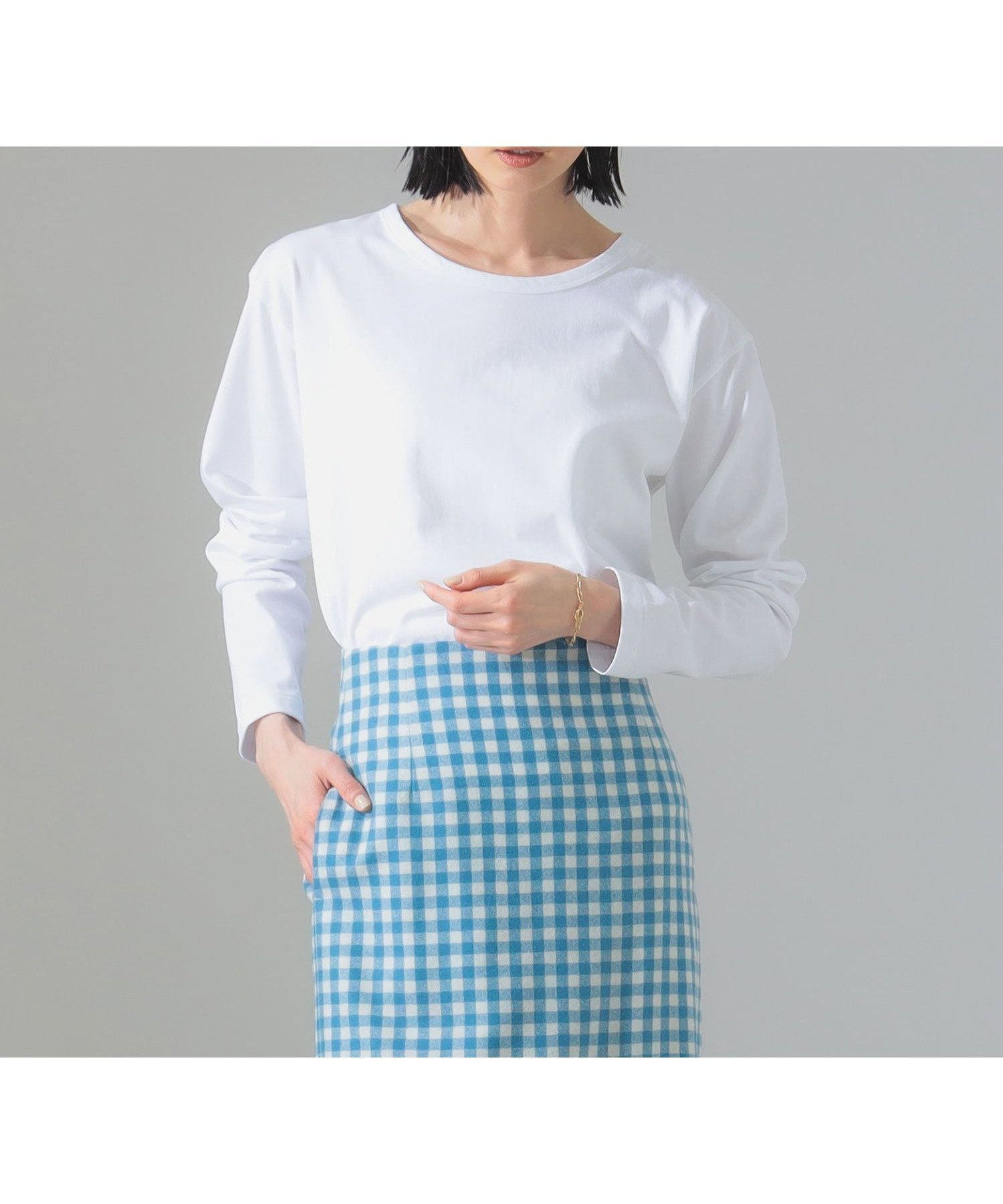 【デミルクス ビームス/Demi-Luxe BEAMS】の【別注】ATON / DRY COTTON JERSEY ロングスリーブ Tシャツ インテリア・キッズ・メンズ・レディースファッション・服の通販 founy(ファニー) 　ファッション　Fashion　レディースファッション　Fashion for Women　トップス・カットソー　Cut & Sew Tops　シャツ・ブラウス・オフィスカジュアル　Elegant Blouses & Button-Ups　ロングTシャツ・Tシャツ　Longline T-Shirts & Tees　インナー　Innerwear　吸水　Absorbent, Quick-Dry　シンプル　Simple, Minimal　ジャケット　Jacket, Outerwear　スタンダード　Standard, Basic　スリット　Slit, Slit Detail　スリーブ　Sleeve, Long Sleeve / Short Sleeve　タンク　Tank Top, Sleeveless Top　別注　Limited Edition, Custom Order　リアル　Real, Realistic　ロング　Long, Long-Length　WHITE|ID: prp329100004872442 ipo3291000000036339275