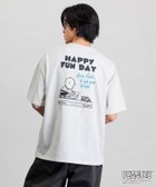 【フリークスストア/FREAK'S STORE】のPEANUTS/ピーナッツ 別注 ビッグシルエット バックプリント クルーネックTシャツ/HAPPY FUN DAY 【限定展開】 人気、トレンドファッション・服の通販 founy(ファニー) ファッション Fashion レディースファッション Fashion for Women トップス・カットソー Cut & Sew Tops シャツ・ブラウス・オフィスカジュアル Elegant Blouses & Button-Ups ロングTシャツ・Tシャツ Longline T-Shirts & Tees バッグ Bags インナー Innerwear カーゴパンツ Cargo Pants, Utility Pants ショーツ Shorts, Short Pants シンプル Simple, Minimal デニム Denim, Jeans Material トレンド Trend, Trending Now 定番 Standard, Basic Item 人気 Popular, Best Seller ビッグ Big, Oversized フロント Front, Front Design プリント Print, Printed Pattern ボトム Bottoms, Lower Wear 別注 Limited Edition, Custom Order ワイド Wide, Wide Fit ワンポイント One Point, Statement Accent S/S・春夏 SS, Spring/Summer, Warm Season おすすめ Recommended / Our Picks 夏 Summer 2026年 2026 thumbnail アッシュグレー|ID: prp329100004872454 ipo3291000000036339597