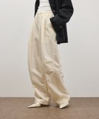 【アダム エ ロペ/ADAM ET ROPE'】の2WAYヘムパラシュートパンツ 人気、トレンドファッション・服の通販 founy(ファニー) ファッション Fashion レディースファッション Fashion for Women パンツ Pants & Trousers 春 Spring コンパクト Compact, Small Size ジャケット Jacket, Outerwear ダウン Down, Puffer ビビッド Vivid, Bright Tone フロント Front, Front Design ポケット Pocket, Pocket Detail ミリタリー Military, Army Style リラックス Relax, Relaxed Fit おすすめ Recommended / Our Picks エレガント 上品 Elegant 2026年 2026 thumbnail オフホワイト(15)|ID: prp329100004872479 ipo3291000000036340112