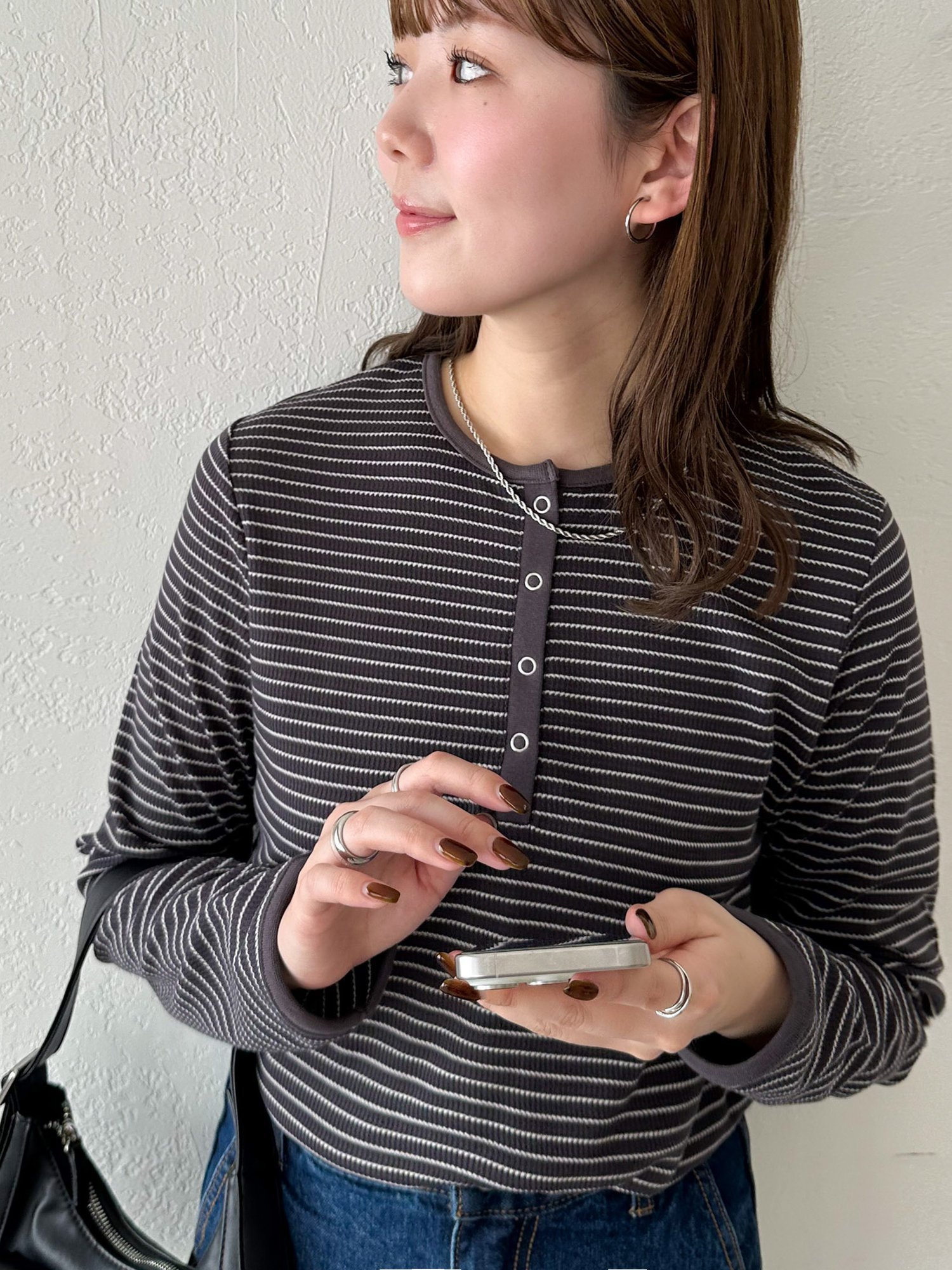 【ディスコート/Discoat】の【20色展開/インナー使いにも◎】ワッフルボーダー長袖Tシャツ《WEB限定》 インテリア・キッズ・メンズ・レディースファッション・服の通販 founy(ファニー) 　ファッション　Fashion　レディースファッション　Fashion for Women　トップス・カットソー　Cut & Sew Tops　シャツ・ブラウス・オフィスカジュアル　Elegant Blouses & Button-Ups　ロングTシャツ・Tシャツ　Longline T-Shirts & Tees　インナー　Innerwear　シンプル　Simple, Minimal　とろみ　Fluid, Flowy Fabric　長袖　Long Sleeve, Full Sleeve　バランス　Balance, Style Balance　ボトム　Bottoms, Lower Wear　ボーダー　Border, Stripe　リラックス　Relax, Relaxed Fit　ワッフル　Waffle, Waffle Knit　おすすめ　Recommended / Our Picks　グレーその他1|ID: prp329100004875067 ipo3291000000036362587