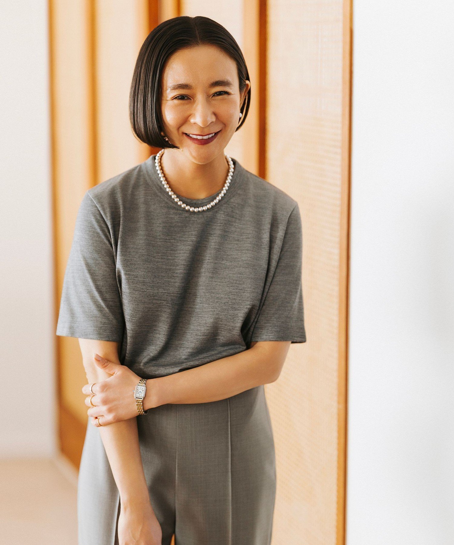 【デミルクス ビームス/Demi-Luxe BEAMS】の【別注】スタイリスト佐藤佳菜子 * SLOANE / ウール混 クルーネック Tシャツ 人気、トレンドファッション・服の通販 founy(ファニー) 　ファッション　Fashion　レディースファッション　Fashion for Women　トップス・カットソー　Cut & Sew Tops　シャツ・ブラウス・オフィスカジュアル　Elegant Blouses & Button-Ups　ロングTシャツ・Tシャツ　Longline T-Shirts & Tees　インナー　Innerwear　コラボ　Collaboration, Collab　ジャケット　Jacket, Outerwear　トリプル　Triple, Three Layers　人気　Popular, Best Seller　バランス　Balance, Style Balance　ファブリック　Fabric, Textile　フィット　Fit, Slim Fit　ベーシック　Basic, Essential　別注　Limited Edition, Custom Order　エレガント 上品　Elegant　 other-1|ID: prp329100004875191 ipo3291000000036363299