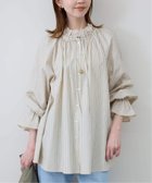 【スローブ イエナ/SLOBE IENA】の《追加》タイプライターフリルブラウス 人気、トレンドファッション・服の通販 founy(ファニー) ファッション Fashion レディースファッション Fashion for Women トップス・カットソー Cut & Sew Tops シャツ・ブラウス・オフィスカジュアル Elegant Blouses & Button-Ups 2026年 2026 おすすめ Recommended / Our Picks クラシカル Classical, Vintage-Inspired スキッパー Skipper, Open Collar ストライプ Stripe, Striped Pattern タイプライター Typewriter Fabric, Crisp Cotton フリル Frill, Ruffle フロント Front, Front Design リボン Ribbon, Bow thumbnail ベージュ|ID: prp329100004875491 ipo3291000000036365370