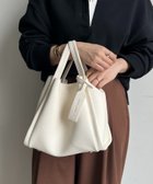 【ドゥドゥ/DouDou】の【ベストセラーアイテム】ミニショルダー付ソフトレザー調ミニバッグ 人気、トレンドファッション・服の通販 founy(ファニー) ファッション Fashion レディースファッション Fashion for Women アウター Coat / Outerwear Collection トップス・カットソー Cut & Sew Tops ベスト&ジレ / 重ね着スタイル Vests & Gilets バッグ Bags ショルダー Shoulder, Shoulder Strap シンプル Simple, Minimal スマート Smart, Elegant フィット Fit, Slim Fit リアル Real, Realistic A/W・秋冬 Autumn/Winter 冬 Winter / This Winter 再入荷 Restock / Back in Stock 2024年 2024 2024-2025秋冬・A/W Autumn/Winter 2024–25 AW24–25 thumbnail ホワイトその他1|ID: prp329100004875706 ipo3291000000036366897