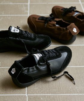 【フリークスストア/FREAK'S STORE】のフェイクスエード ギャザー スニーカー 限定展開 人気、トレンドファッション・服の通販 founy(ファニー) ファッション Fashion レディースファッション Fashion for Women ギャザー Gathered, Ruffled コラボ Collaboration, Collab スニーカー Sneakers, Trainers スペシャル Special, Limited Edition ソックス Socks, Hosiery デニム Denim, Jeans Material ミニスカート Mini Skirt, Short Skirt リアル Real, Realistic リボン Ribbon, Bow レース Lace, Lace Fabric ワンポイント One Point, Statement Accent S/S・春夏 SS, Spring/Summer, Warm Season 夏 Summer 2026年 2026 |ID:prp329100004875743