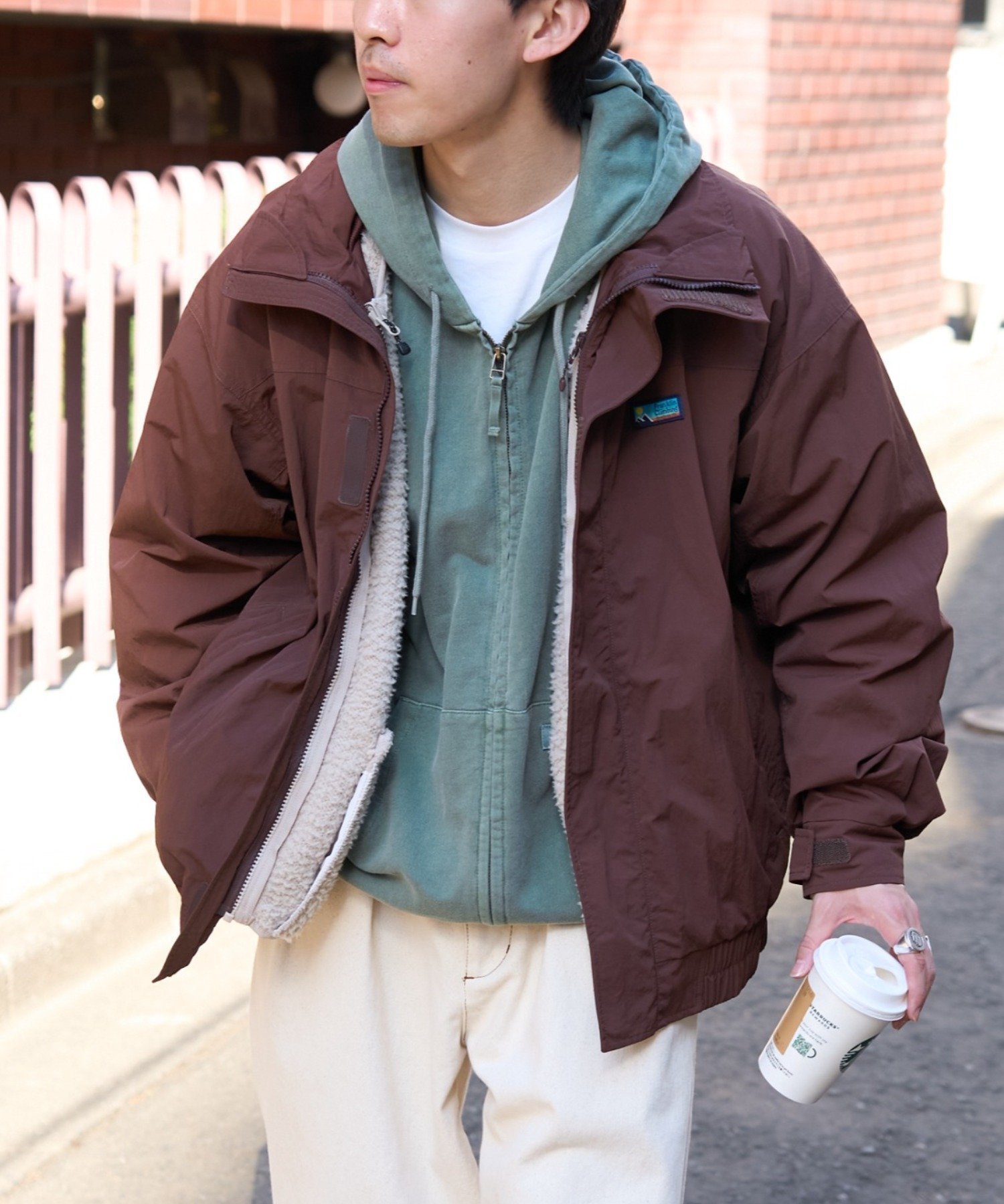 【チャオパニックティピー/CIAOPANIC TYPY】の【Franklin Climbing】ユニセックスカスケードスタンドジャケット インテリア・キッズ・メンズ・レディースファッション・服の通販 founy(ファニー) 　ファッション　Fashion　レディースファッション　Fashion for Women　アウター　Coat / Outerwear Collection　レディースジャケット・軽アウター　Jackets　アウトドア　Outdoor Clothing　今季　This Season, Current Season　ジャケット　Jacket, Outerwear　スウェット / スエット　Sweatshirt, Sweatwear　人気　Popular, Best Seller　ハイネック　High Neck, Mock Neck　バランス　Balance, Style Balance　ブルゾン　Blouson, Bomber Jacket　メンズ　Men's, Menswear　モチーフ　Motif, Design Theme　ワンポイント　One Point, Statement Accent　冬　Winter / This Winter　おすすめ　Recommended / Our Picks　ブラウン|ID: prp329100004875809 ipo3291000000036367554