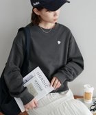 【ディスコート/Discoat】の【WEB限定/新色追加】ハート刺繍スウェット 人気、トレンドファッション・服の通販 founy(ファニー) ファッション Fashion レディースファッション Fashion for Women トップス・カットソー Cut & Sew Tops レディースパーカー・カジュアルフーディー Casual Hoodies & Sweatshirts スウェット・クルーネックトップス Sweatshirts & Crewnecks / Relaxed Fit Sweat Tops おすすめ Recommended / Our Picks ショート Short, Short Length シンプル Simple, Minimal ジャケット Jacket, Outerwear スウェット / スエット Sweatshirt, Sweatwear スラックス Slacks, Dress Pants デニム Denim, Jeans Material フレア Flare, Flared ベスト Vest, Waistcoat ロング Long, Long-Length ワンポイント One Point, Statement Accent thumbnail チャコールグレー|ID: prp329100004875941 ipo3291000000036368448