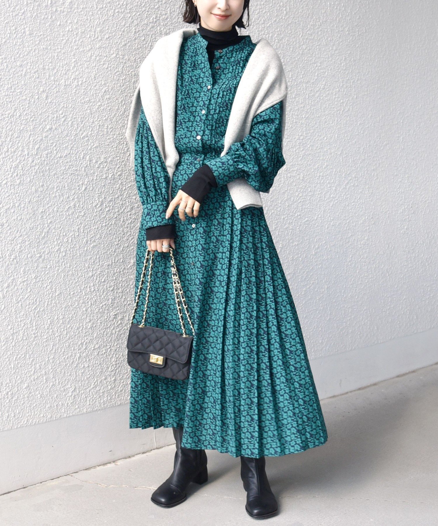 【シップス フォー ウィメン/SHIPS】の手洗い可能 ドット / 花柄 バンドカラー サイド プリーツ ワンピース インテリア・キッズ・メンズ・レディースファッション・服の通販 founy(ファニー) 　ファッション　Fashion　レディースファッション　Fashion for Women　ワンピース　Dresses　ギャザー　Gathered, Ruffled　ストーン　Stone, Gem-Like　スニーカー　Sneakers, Trainers　ドット　Polka Dot, Dot Pattern　ブラウジング　Blouson Silhouette, Cinched Waist　プリント　Print, Printed Pattern　プリーツ　Pleats, Pleated　ペチコート　Petticoat, Underskirt　ポケット　Pocket, Pocket Detail　無地　Plain, Solid Color　ラベンダー　Lavender　おすすめ　Recommended / Our Picks　エレガント 上品　Elegant　2026年　2026　ダークグリーン|ID: prp329100004876019 ipo3291000000036368947