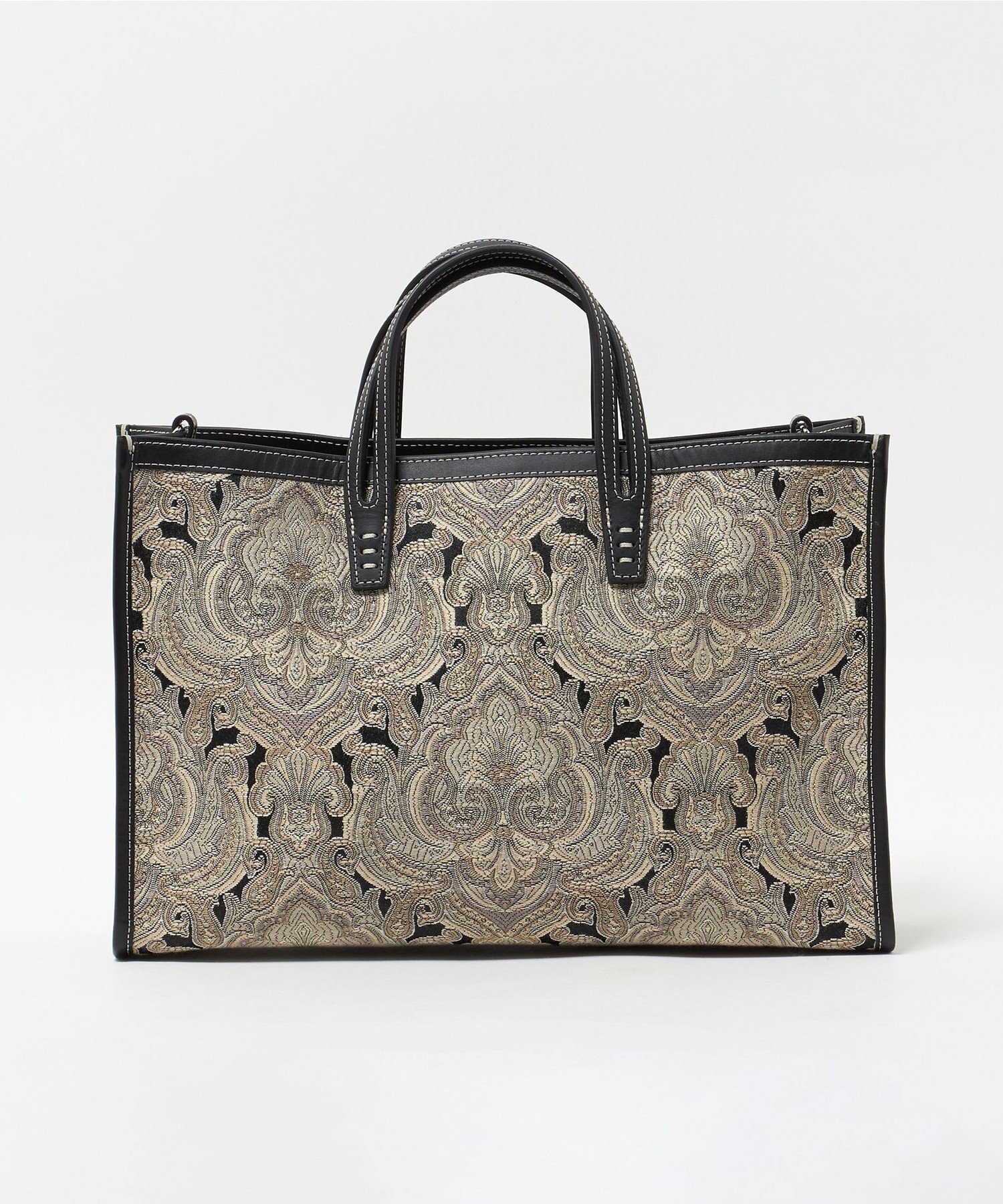 【ユナイテッドアローズ/UNITED ARROWS】のA VACATION BREAD M トートバッグ インテリア・キッズ・メンズ・レディースファッション・服の通販 founy(ファニー) ファッション Fashion レディースファッション Fashion for Women バッグ Bags クラシカル Classical, Vintage-Inspired コレクション Collection, Seasonal Line 人気 Popular, Best Seller フォルム Silhouette, Form ポーチ Pouch, Small Case A/W・秋冬 Autumn/Winter エレガント 上品 Elegant ビジネス 仕事 通勤 Business / Work / Commuting BLACK|ID: prp329100004876067 ipo3291000000036369244